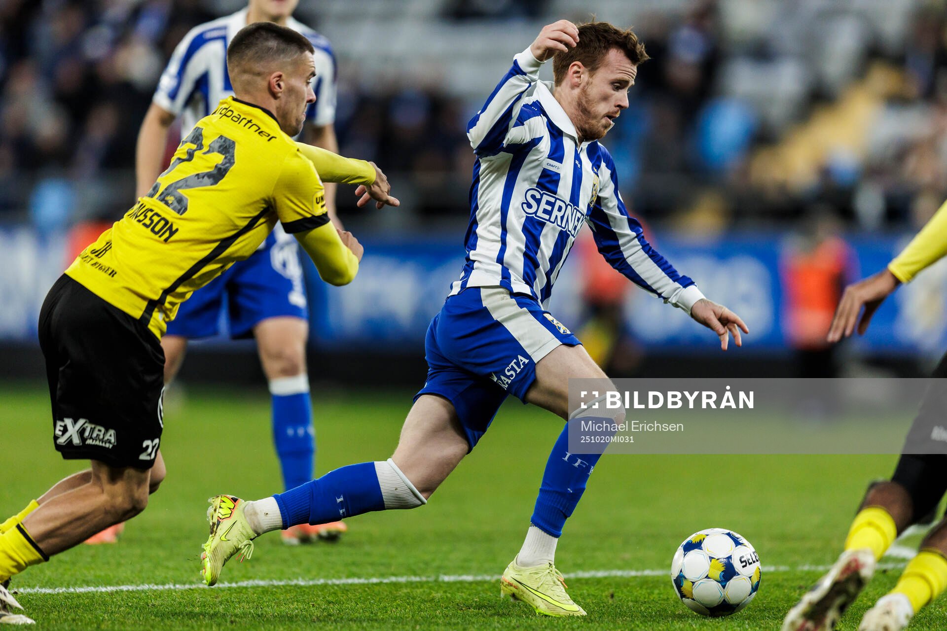 Mjällbys Jesper Gustavsson och IFK Göteborgs Tobias Heintz