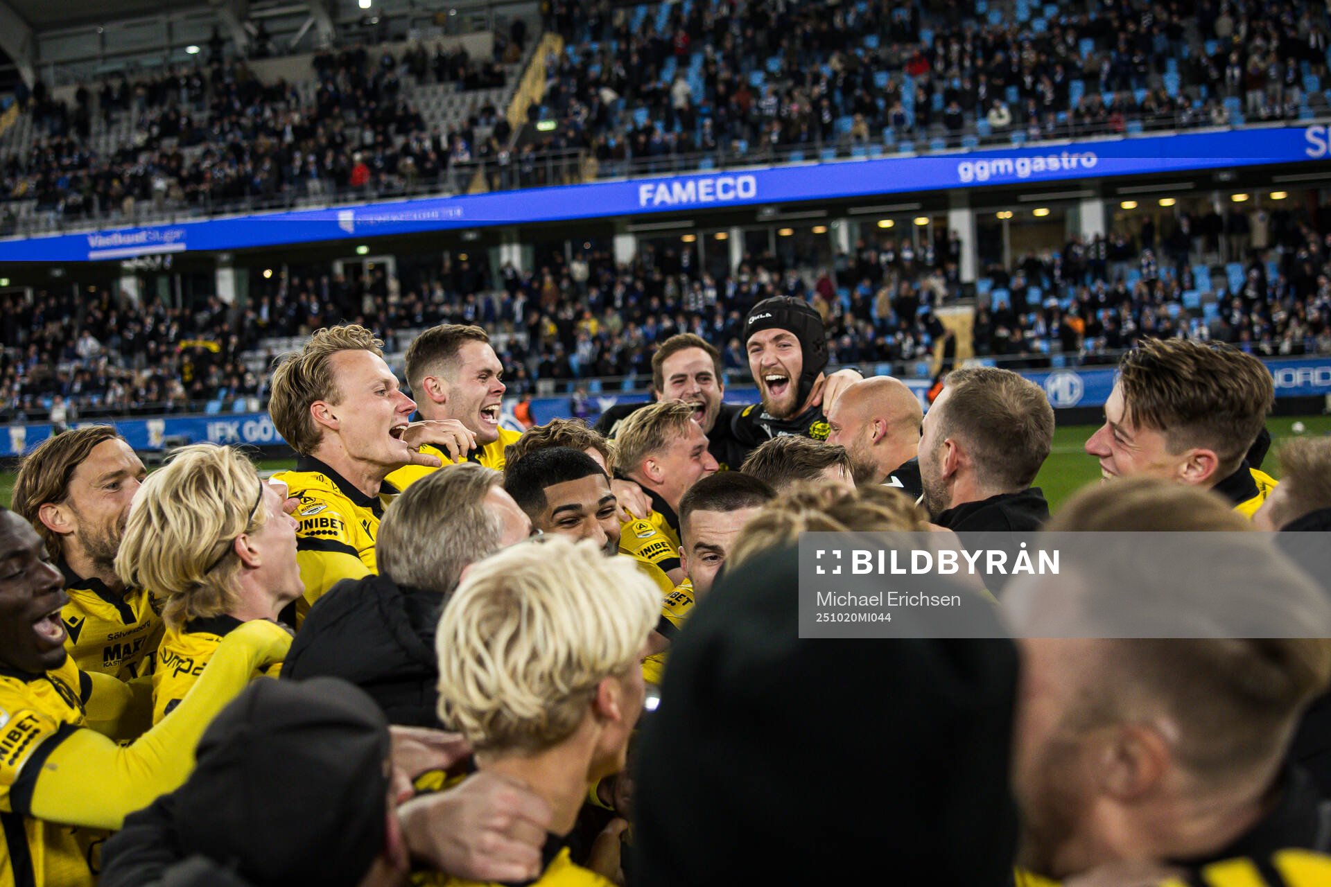 Mjällbys Jacob Bergström och målvakt Noel Törnqvist