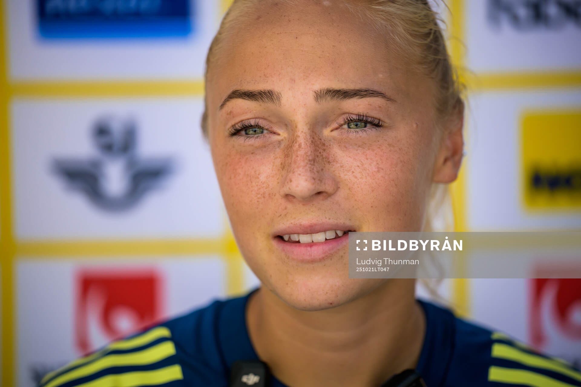 Hanna Bennison is interviewed by the media