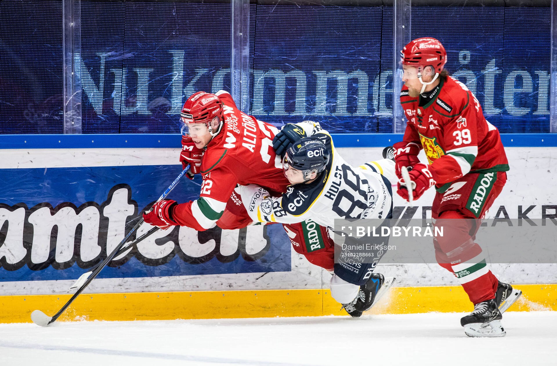 Moras Dennis Altörn och Södertäljes Filip Holst och