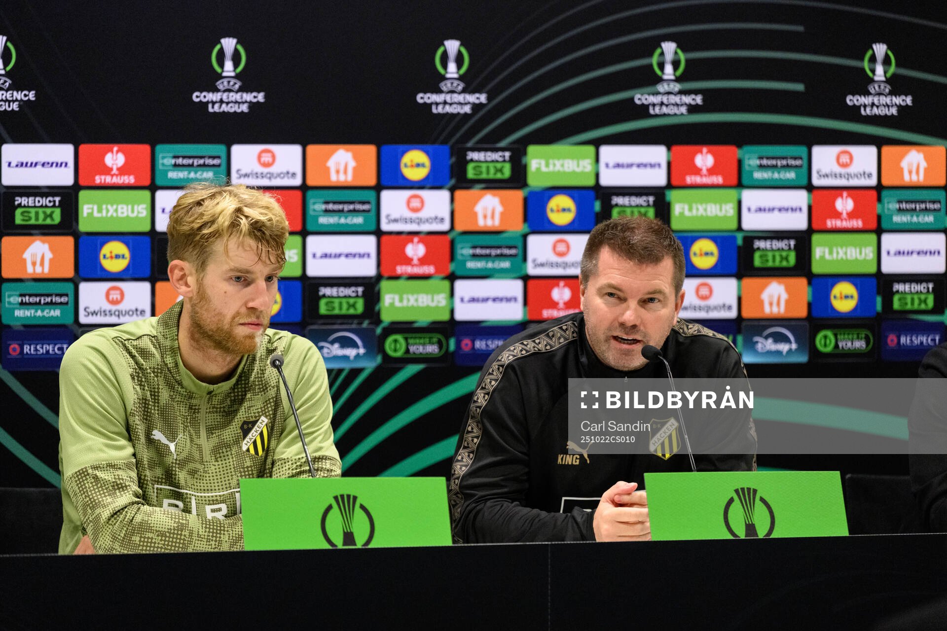 Filip Helander and coach Jens Gustafsson
