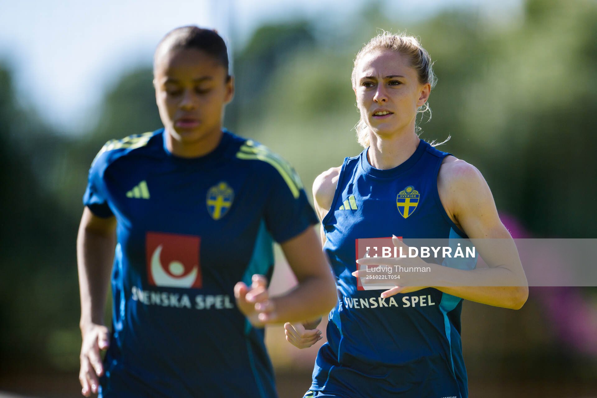 Felicia Schröder and Rebecka Blomqvist of the Swedish