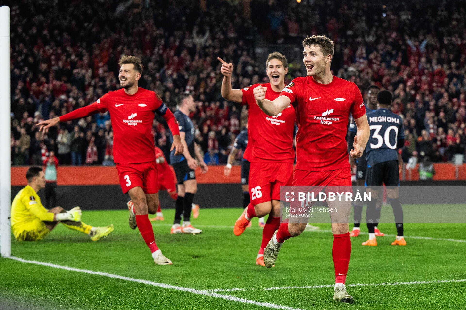 Jacob Ebsen Sørensen of Brann celebrates