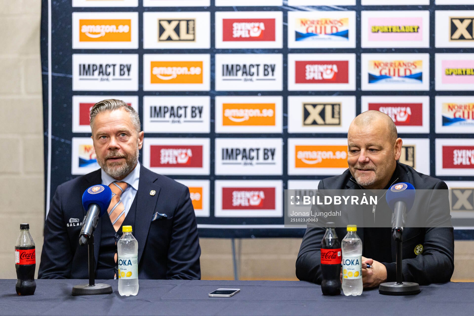 Växjös assisterande tränare Fredrik Hellgren och Brynäs