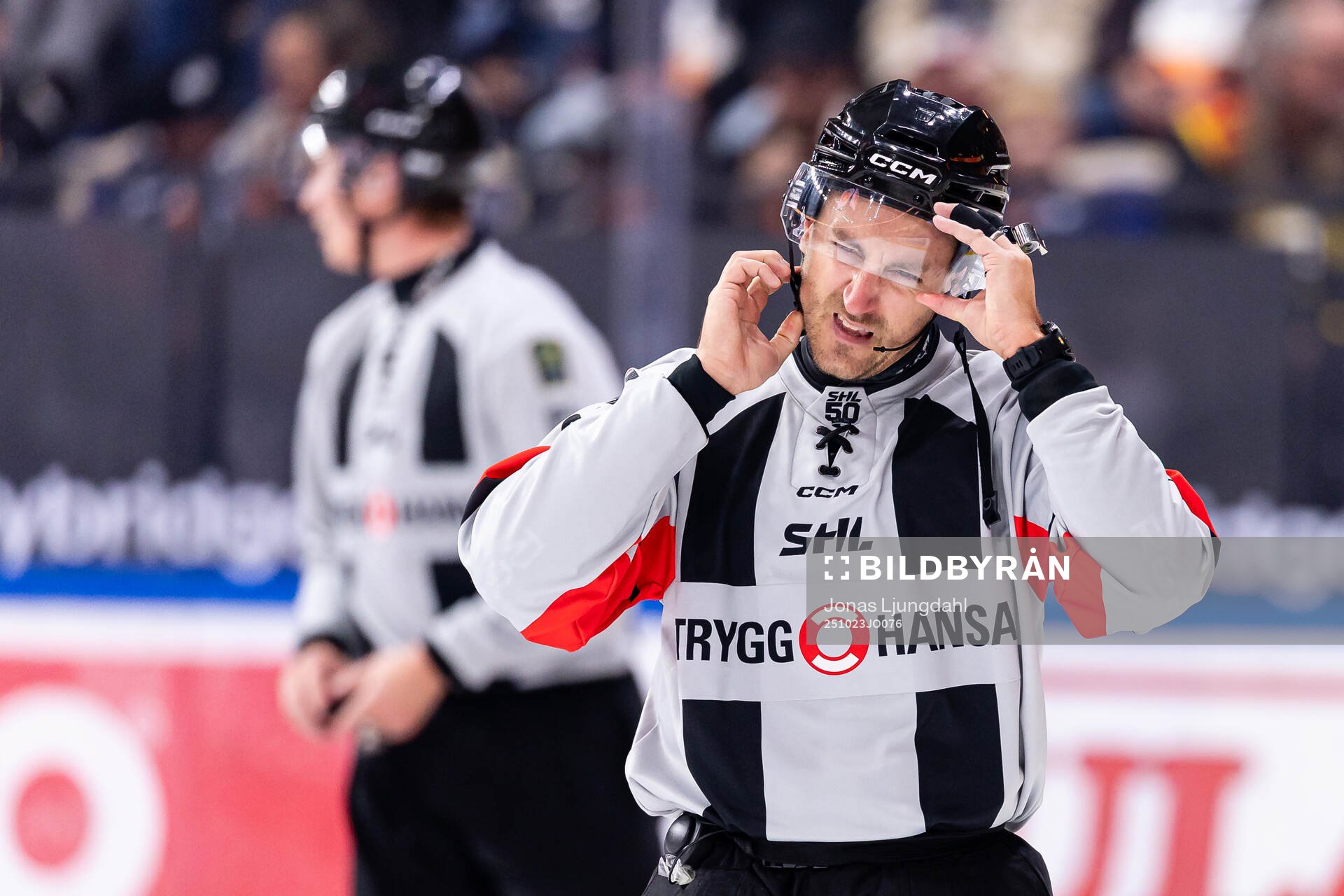 domare Kristoffer Folkstrand har ont