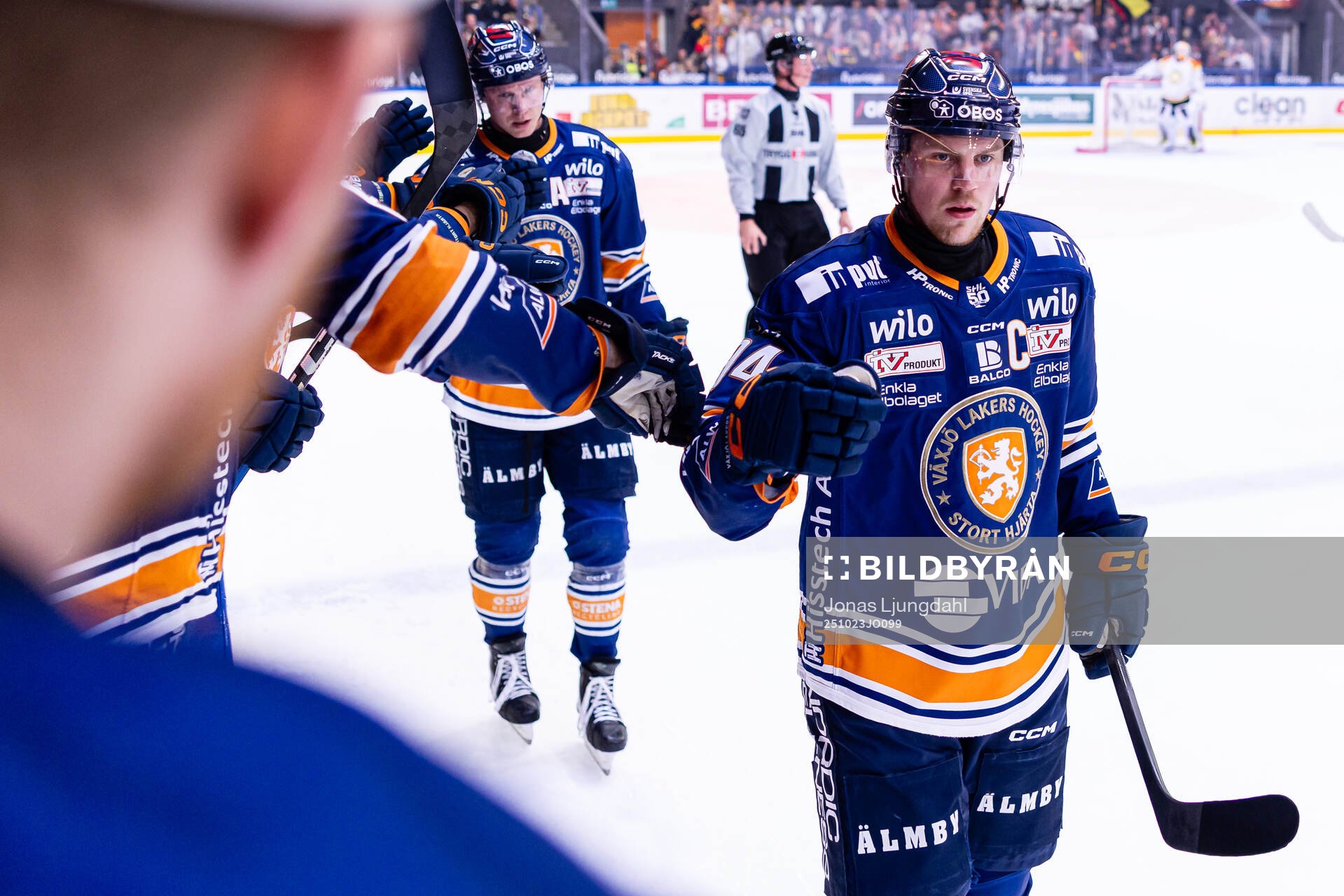 Växjös Joel Persson jublar