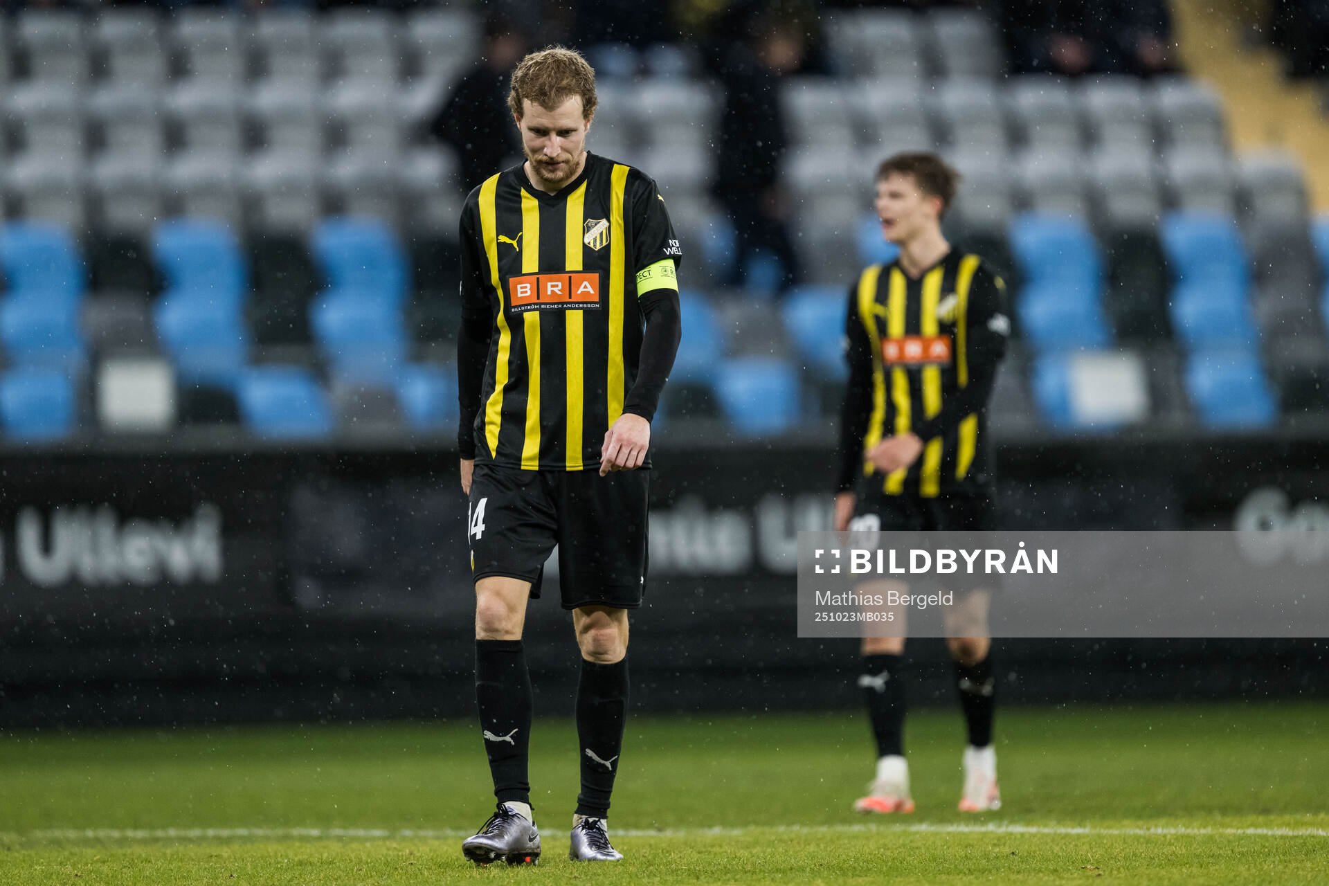 Simon Gustafson of Häcken looks dejected
