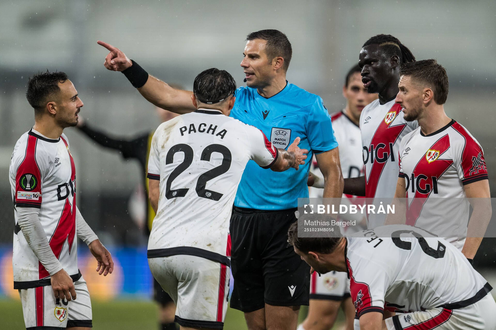 Referee Antoni Bandic