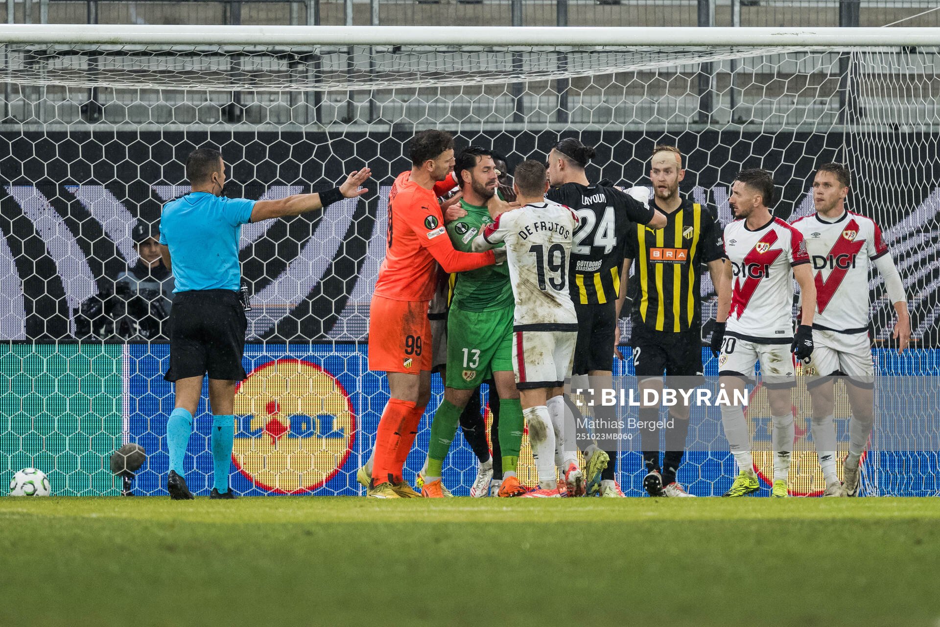 Goalkeeper Etrit Berisha and Amor Layouni of Häcken
