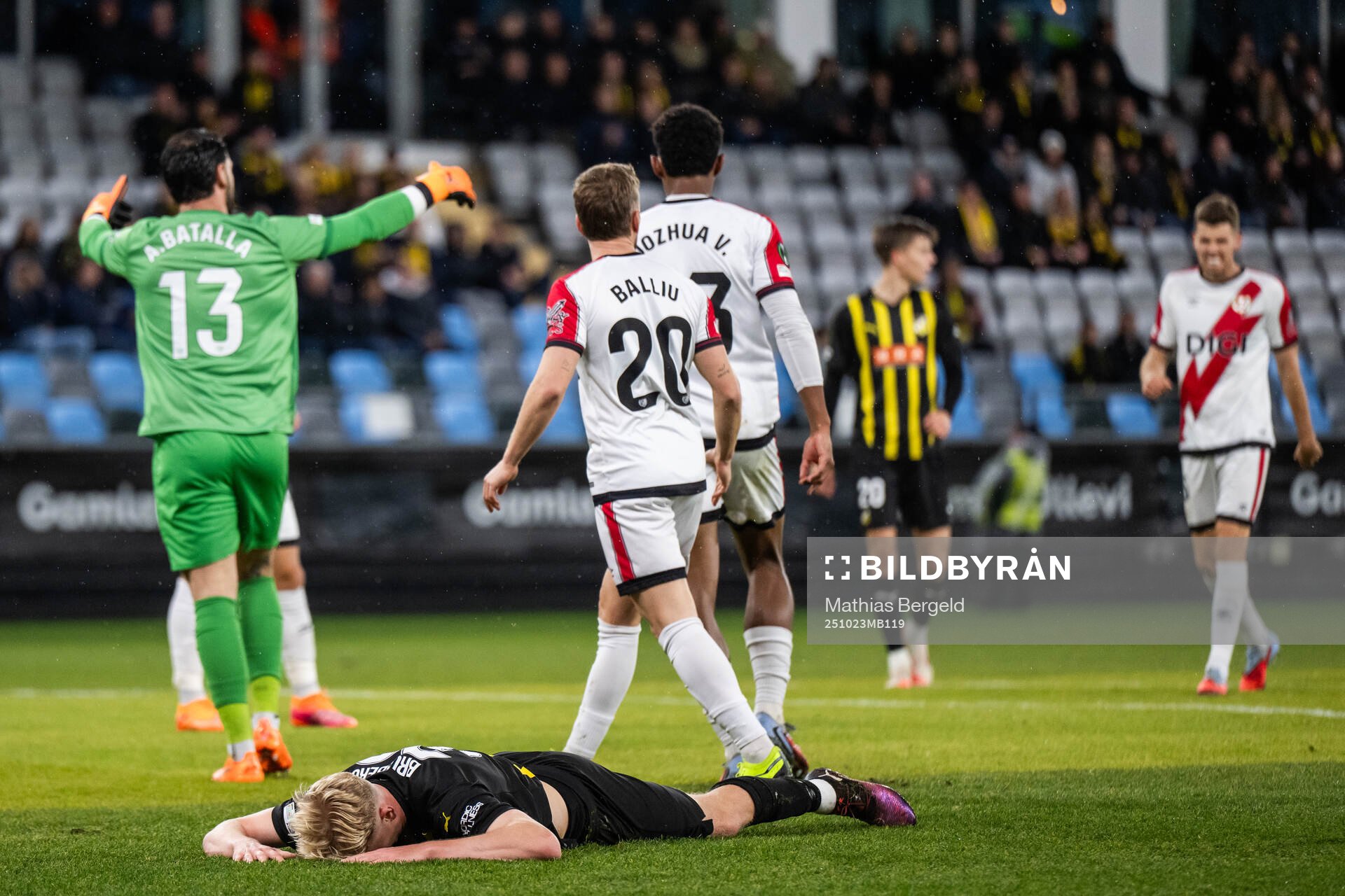 Isak Brusberg of Häcken looks dejected