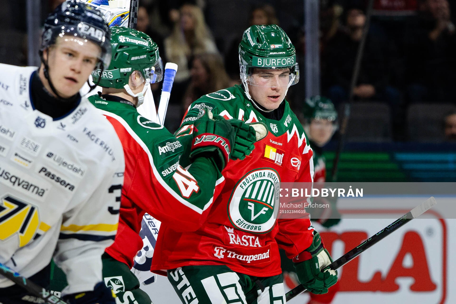 Frölundas Jere Innala jublar