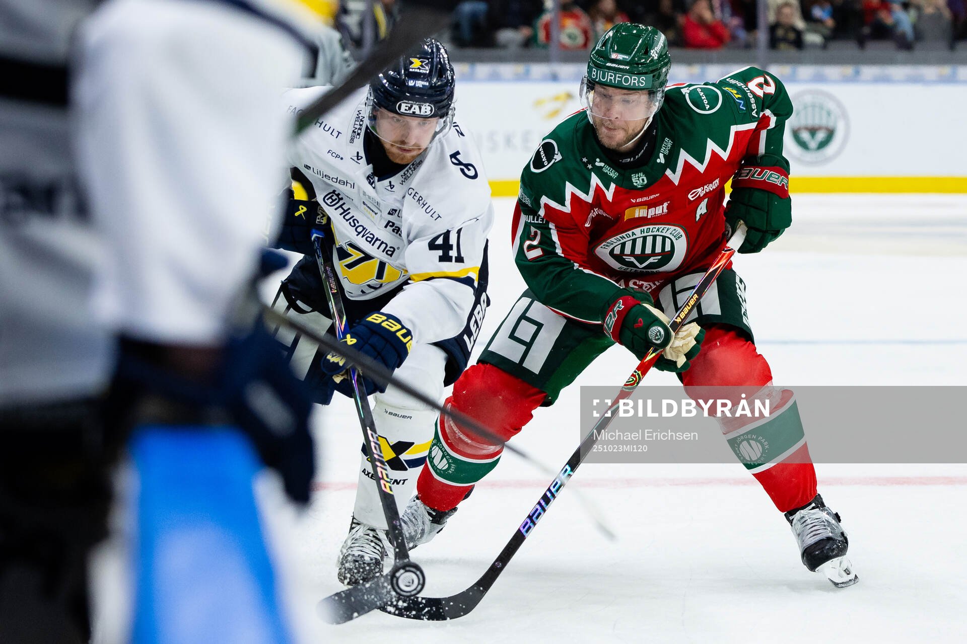HV71s Riley Woods och Frölundas Christian Folin