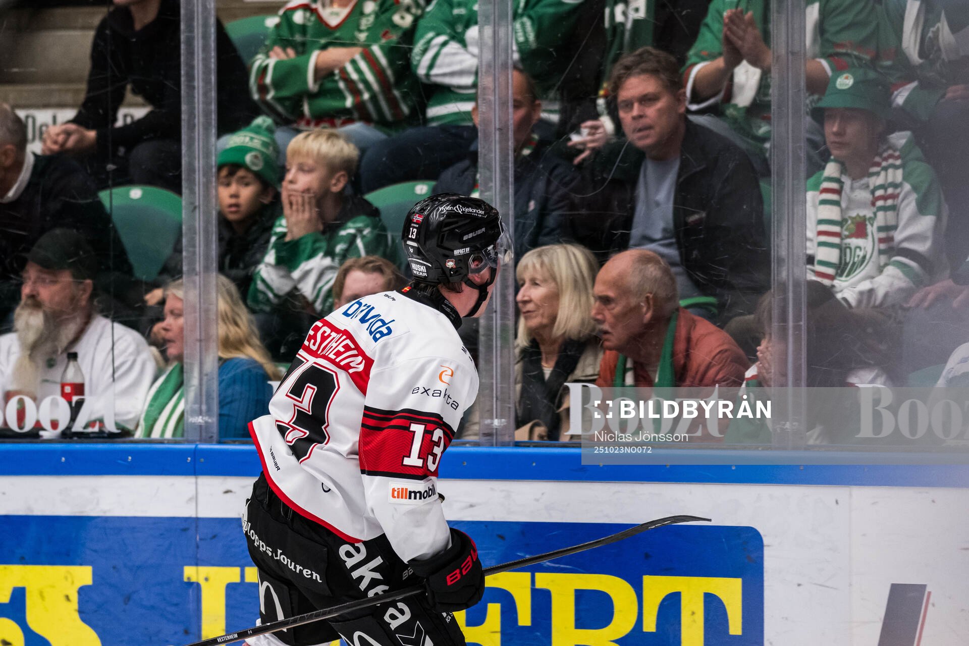 Malmö Redhawks Petter Vesterheim jublar