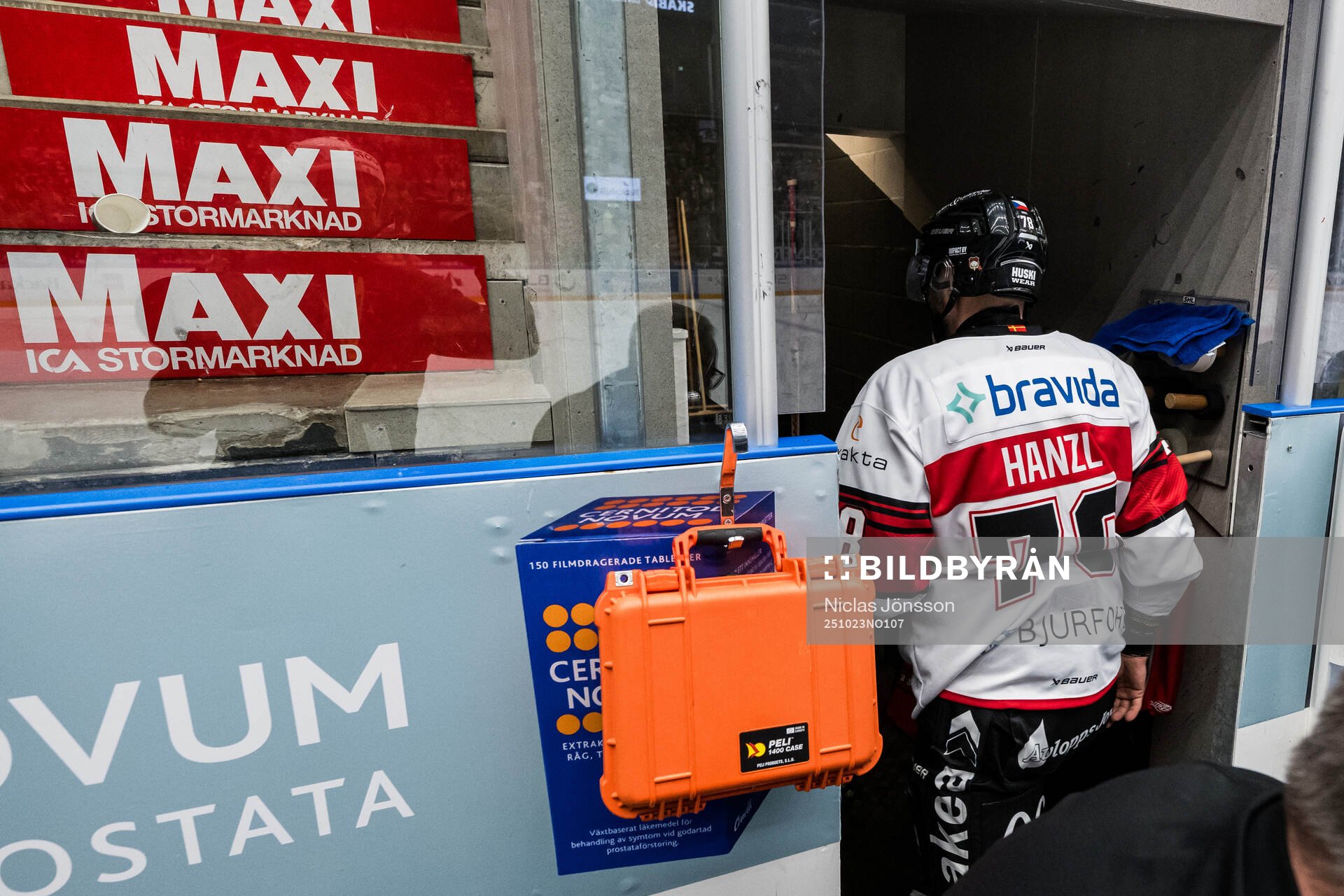 Malmö Redhawks Robin Hanzl har ont