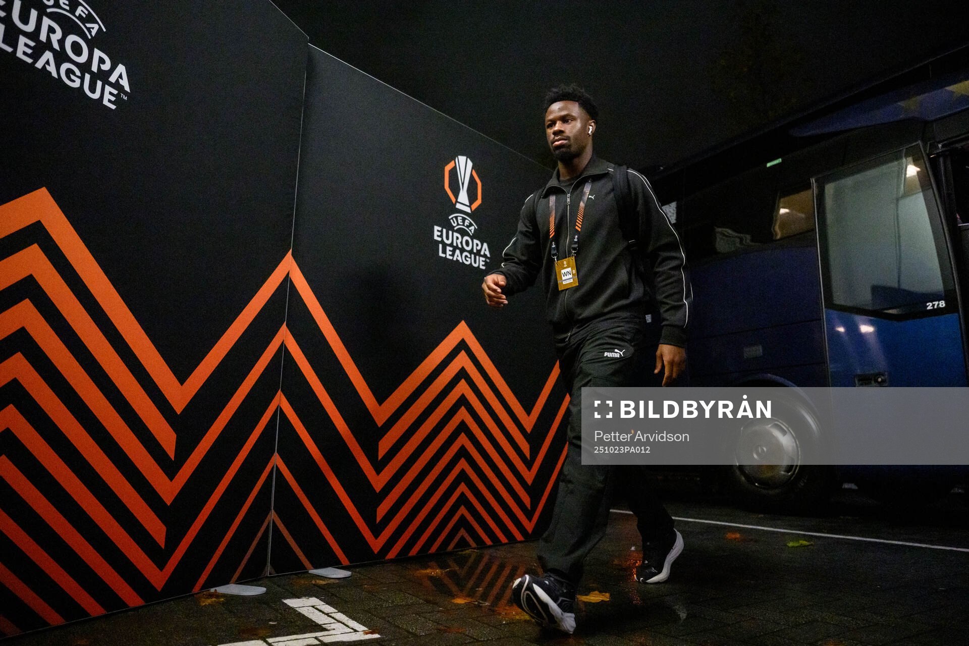 Emmanuel Ekong of Malmö FF arrives at the stadium
