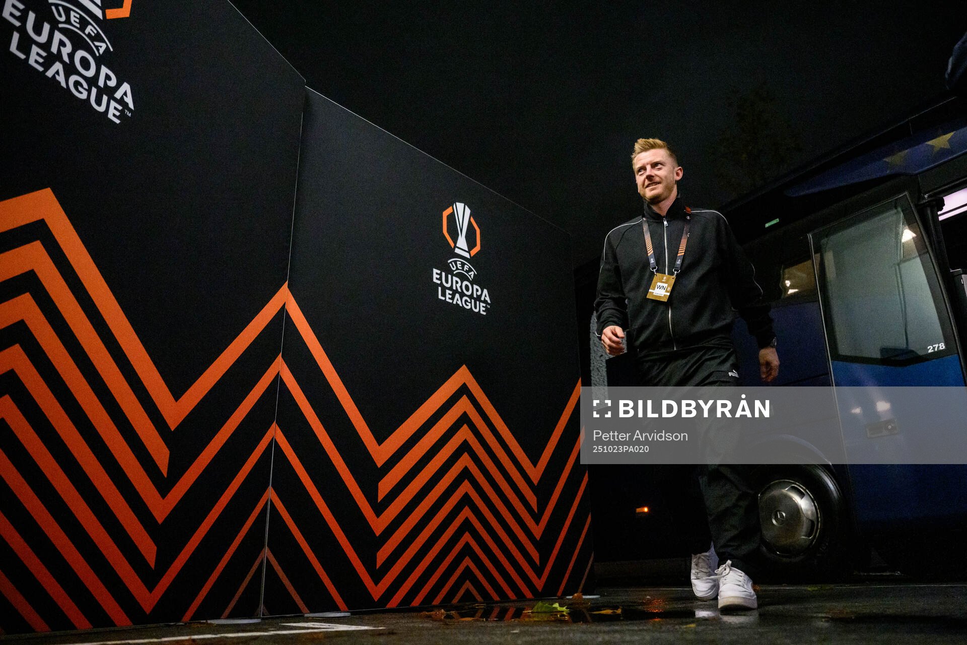 Anders Christiansen of Malmö FF arrives at the stadium