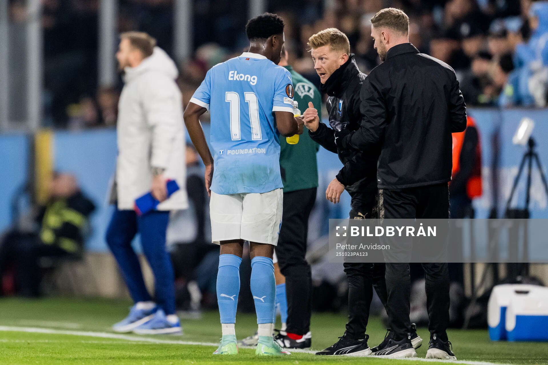 Emmanuel Ekong and Anders Christiansen of Malmö FF