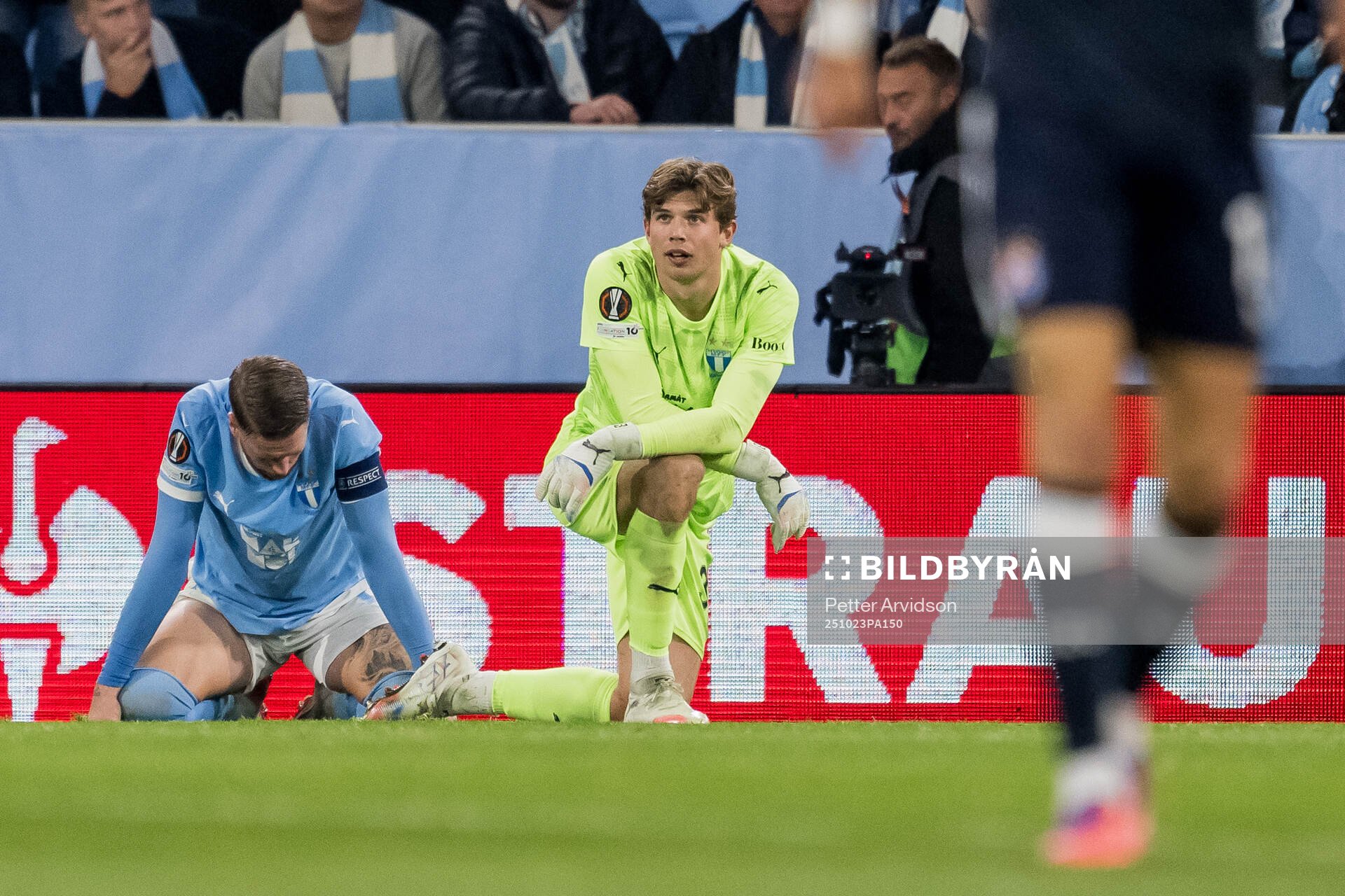 Pontus Jansson and goalkeeper Melker Ellborg of Malmö FF