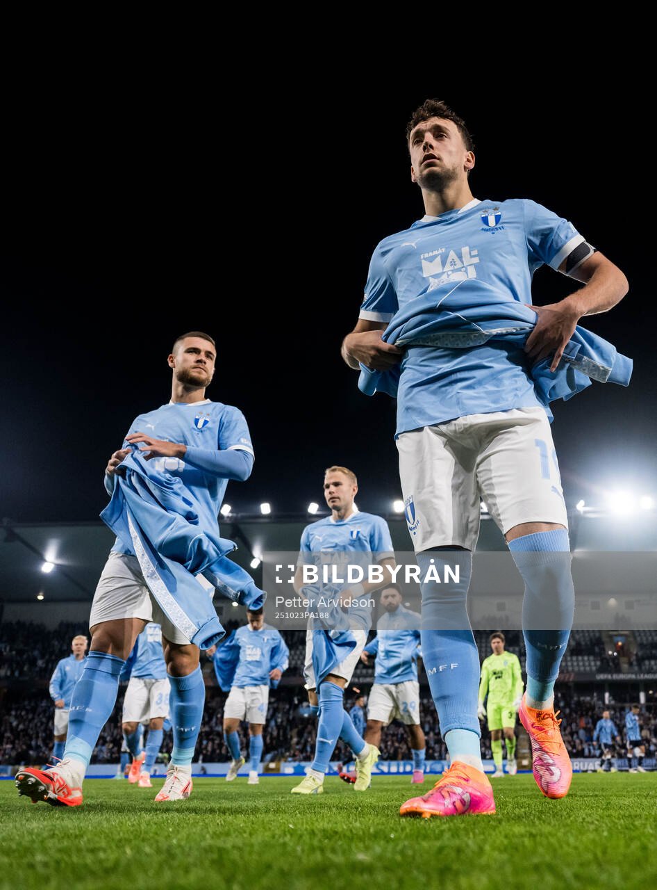 Gabriel Busanello and Colin Rösler of Malmö FF