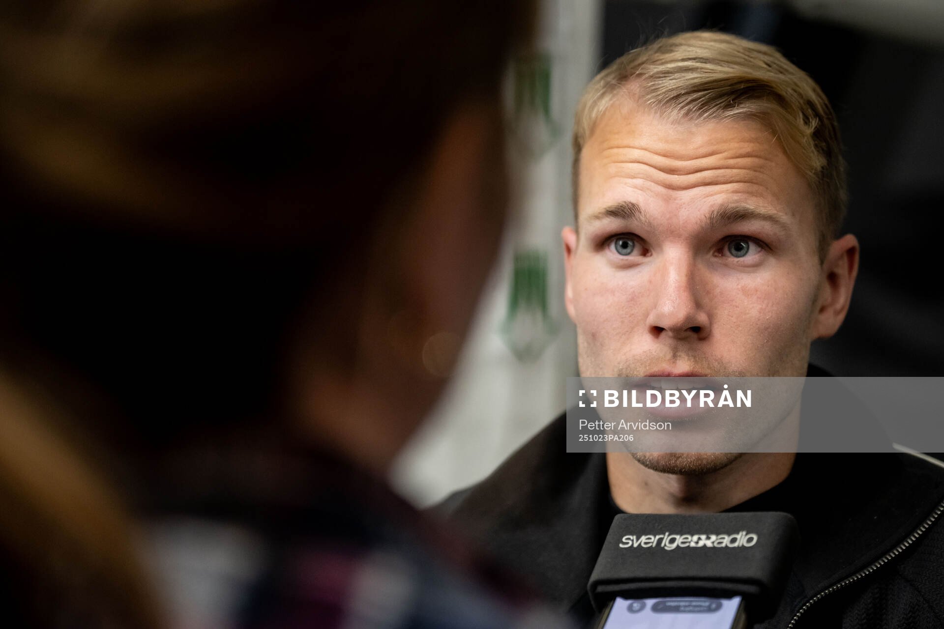 Oscar Lewicki of Malmö FF is being interviewed