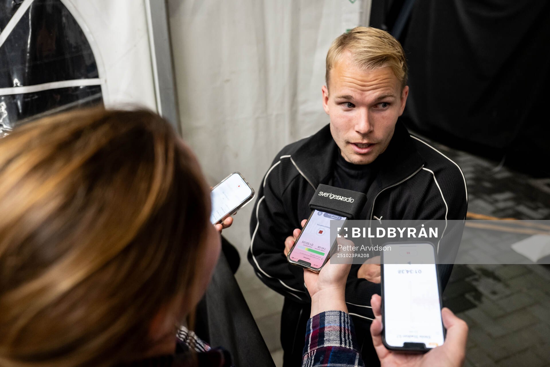 Oscar Lewicki of Malmö FF is being interviewed