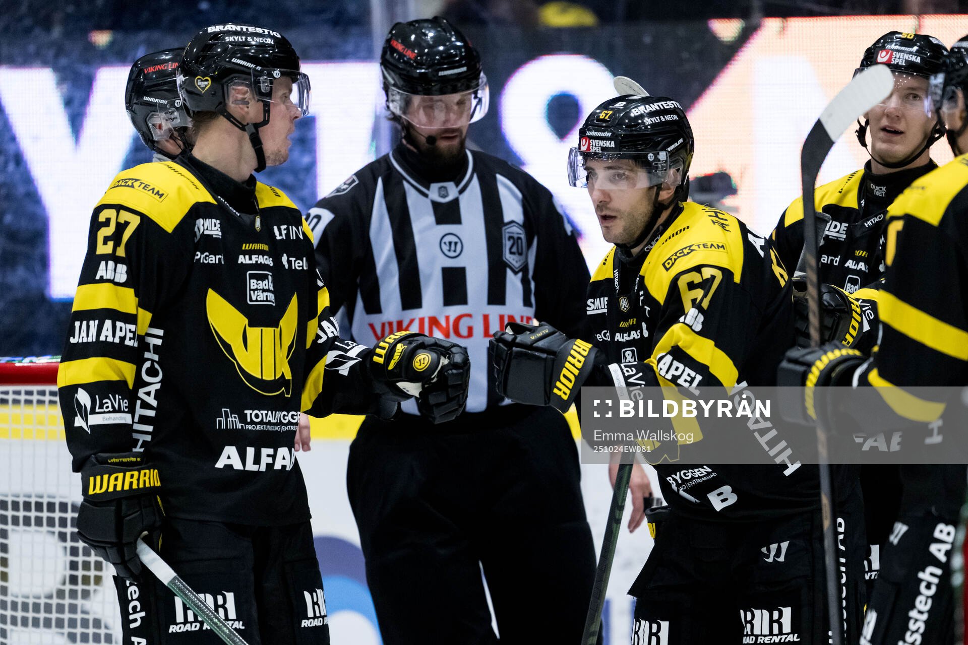 Västerås Carl Jakobsson och Konstantin Komarek jublar