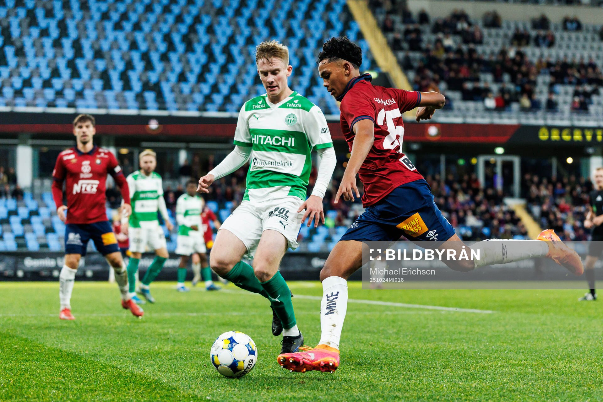 Västerås Karl Gunnarsson och Örgrytes Waylon Ramon