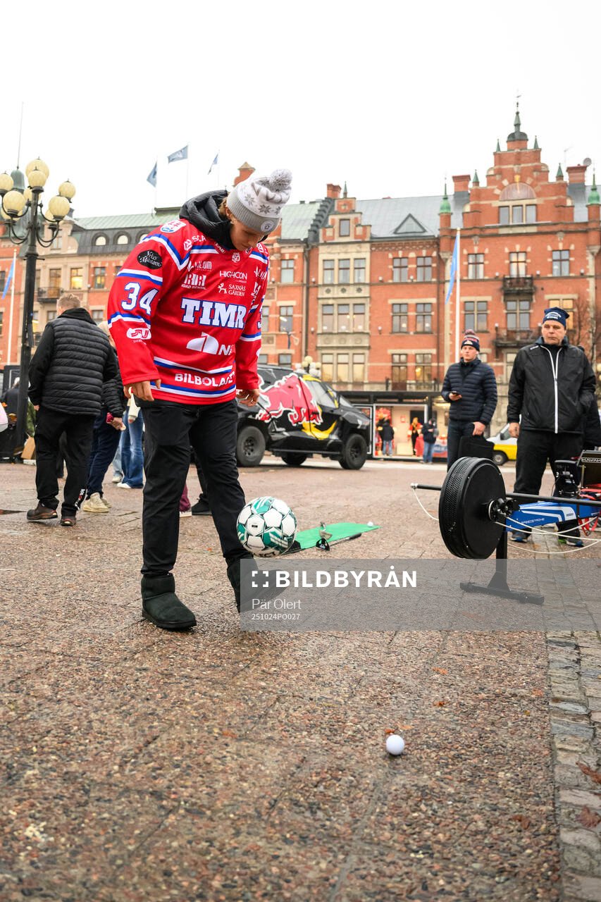 Timrås Alfons Freij provar aktiviteter