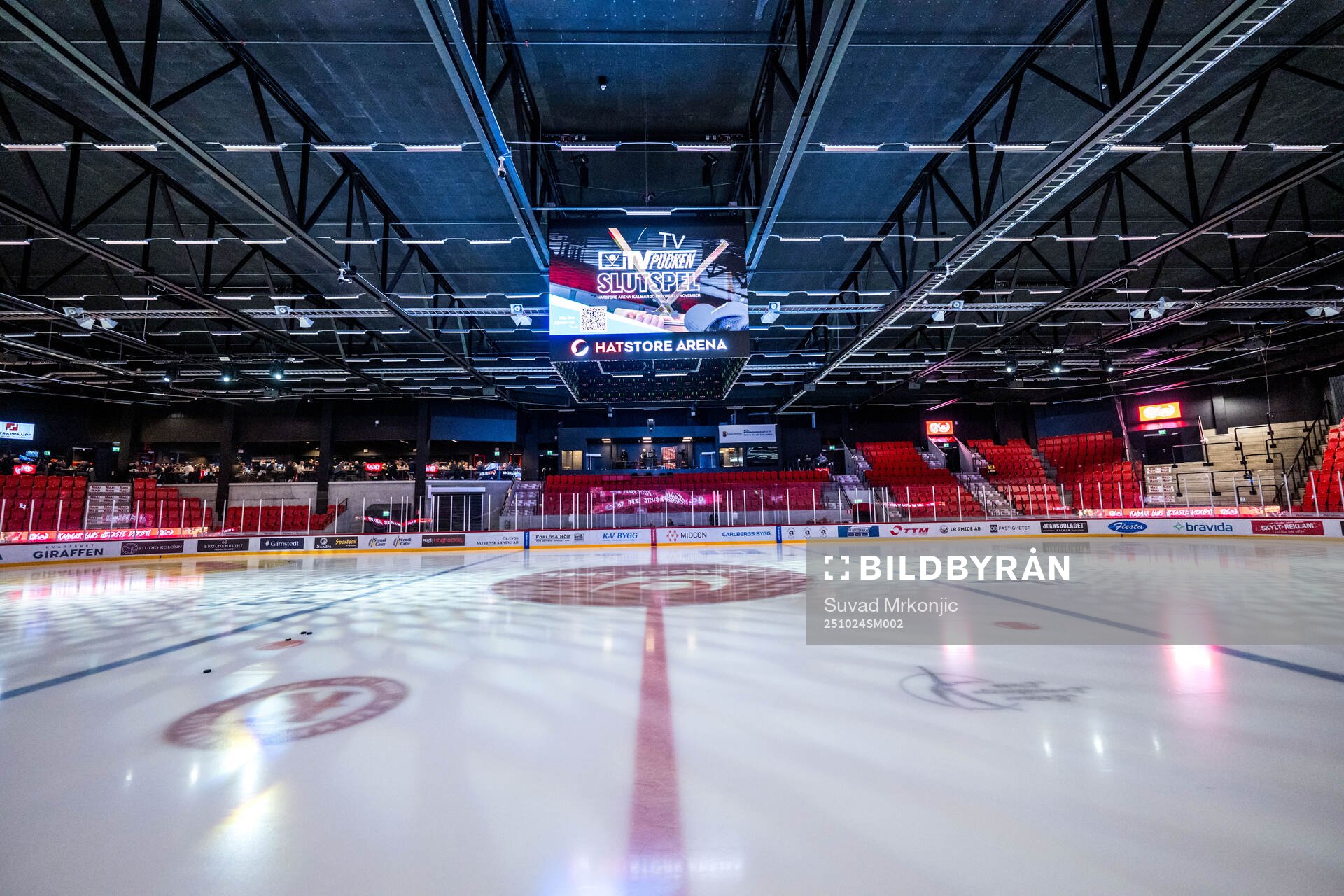 Hatstore arena