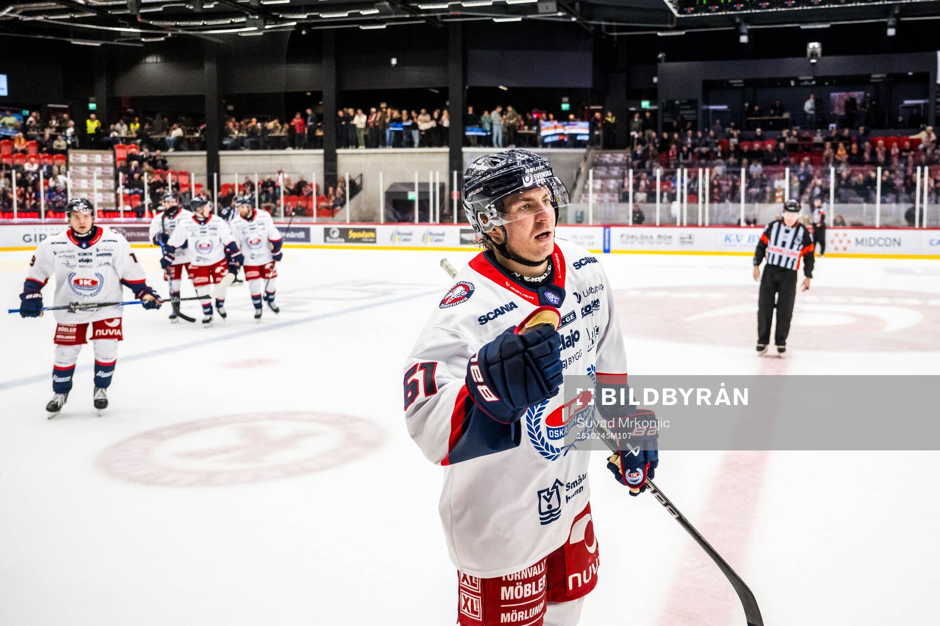Oskarshamns Joni Ikonen jublar