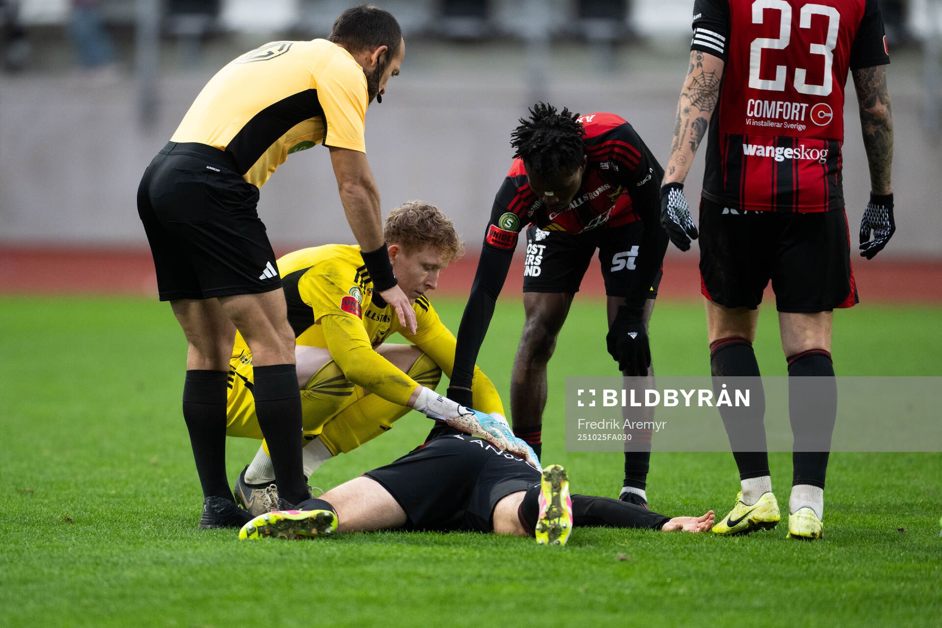 Östersunds Christian Enemark har ont