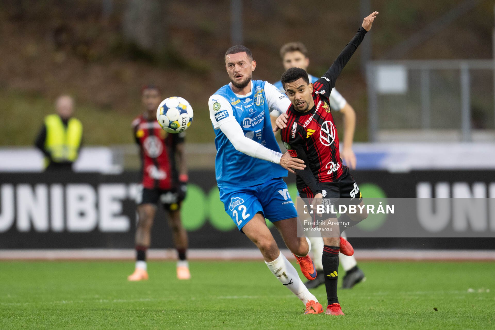 Oddevolds Albert Ejupi och Östersunds Erick Brendon