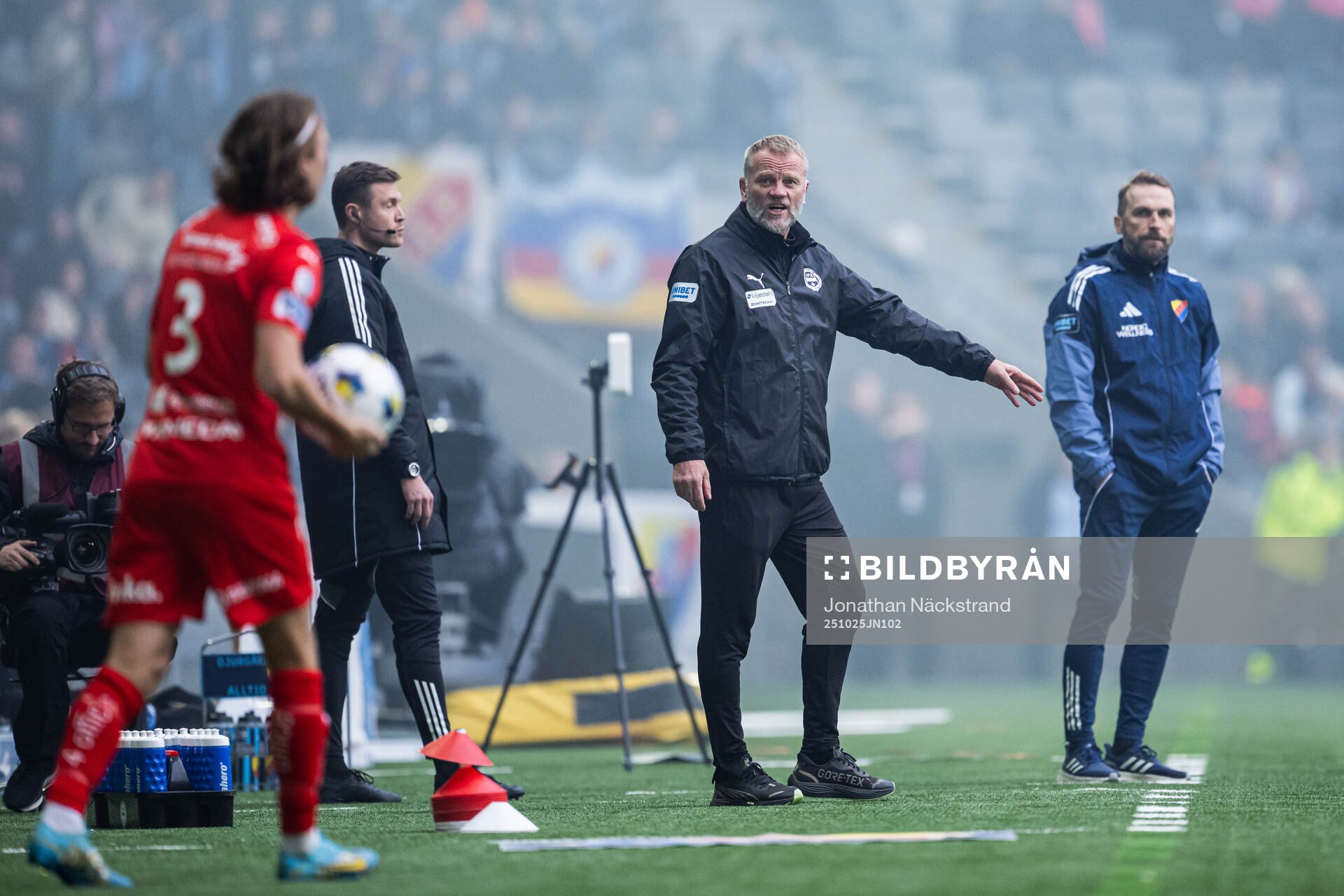 Värnamos tränare Arne Sandstø och Djurgårdens tränare