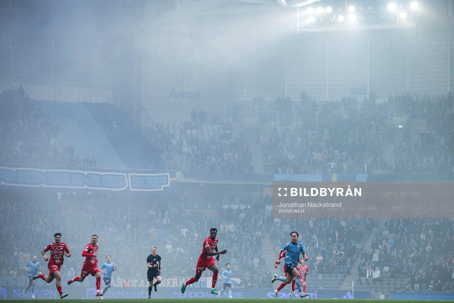 Värnamos och Djurgårdens spelare