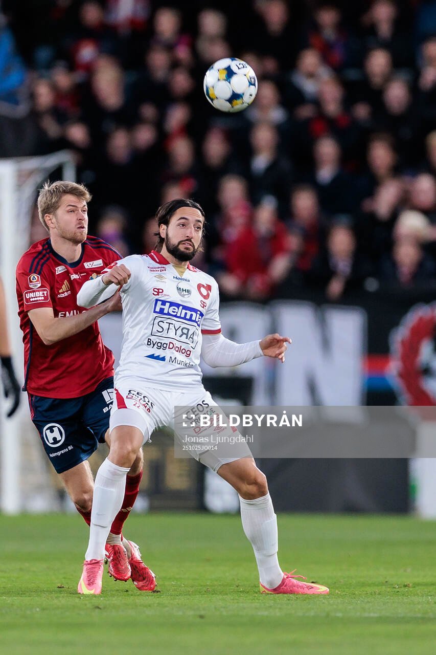 Östers Magnus Christensen och Degerfors Dijan Vukojevic
