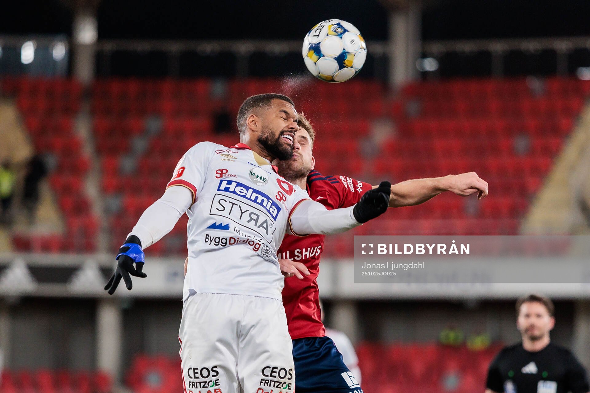 Degerfors Leon Hien och Östers Oscar Uddenäs