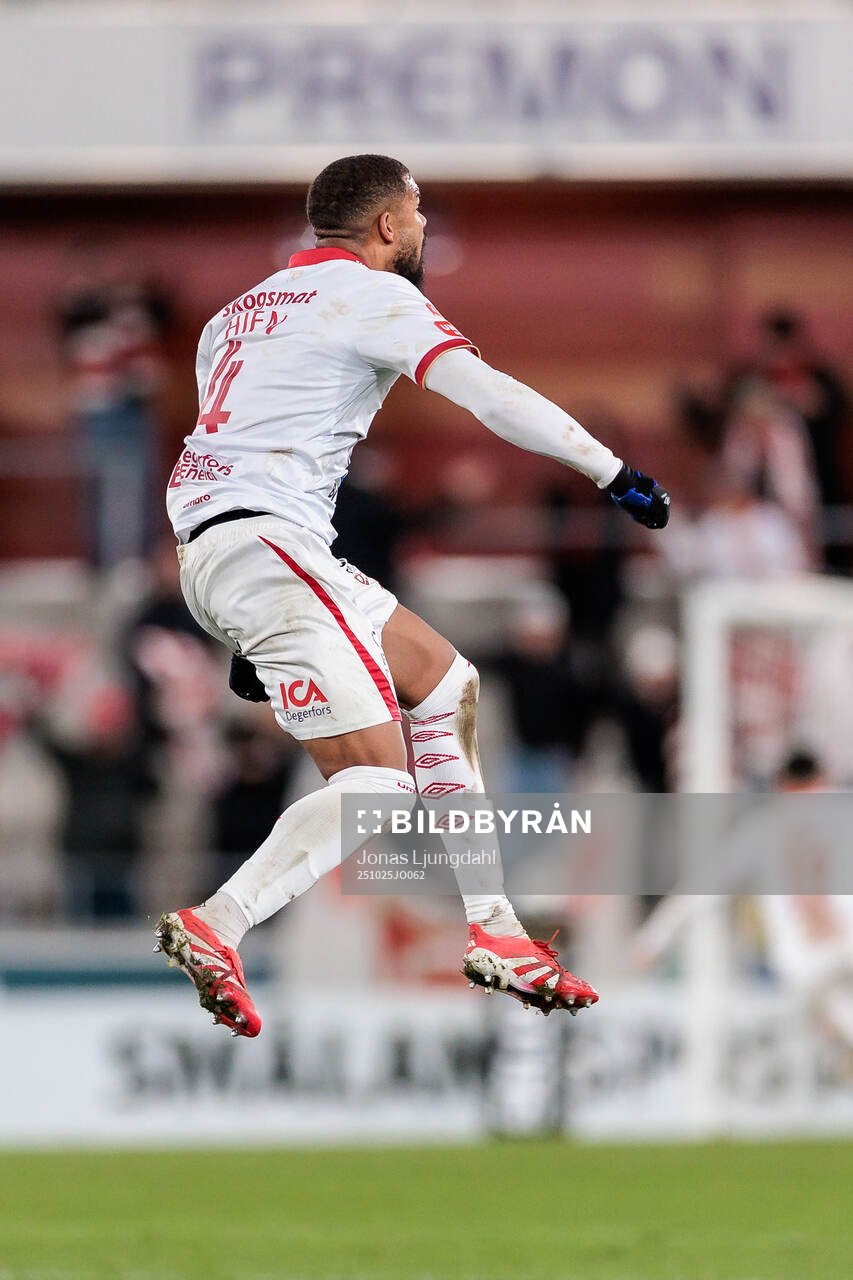 Degerfors Leon Hien jublar