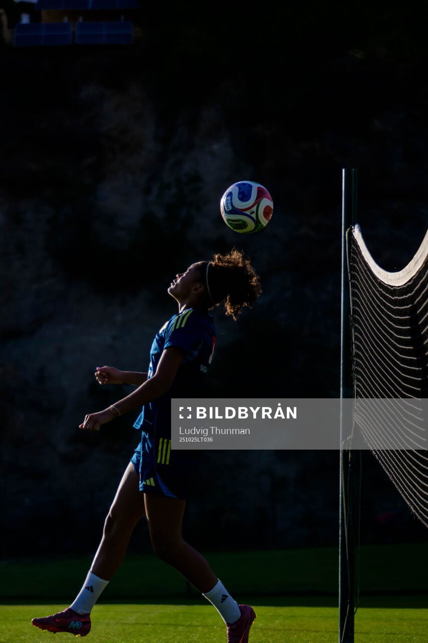 Felicia Schröder of the Swedish women's national football