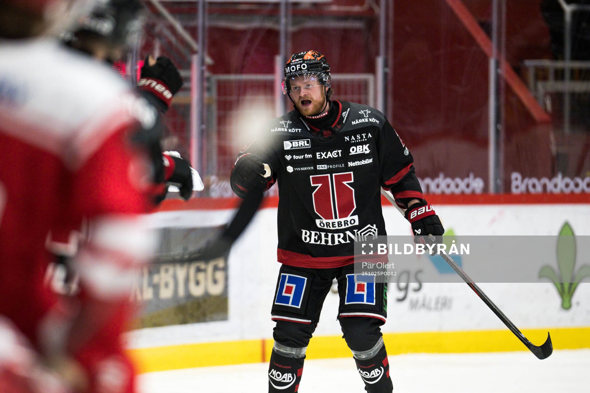 Örebros Linus Arnesson jublar