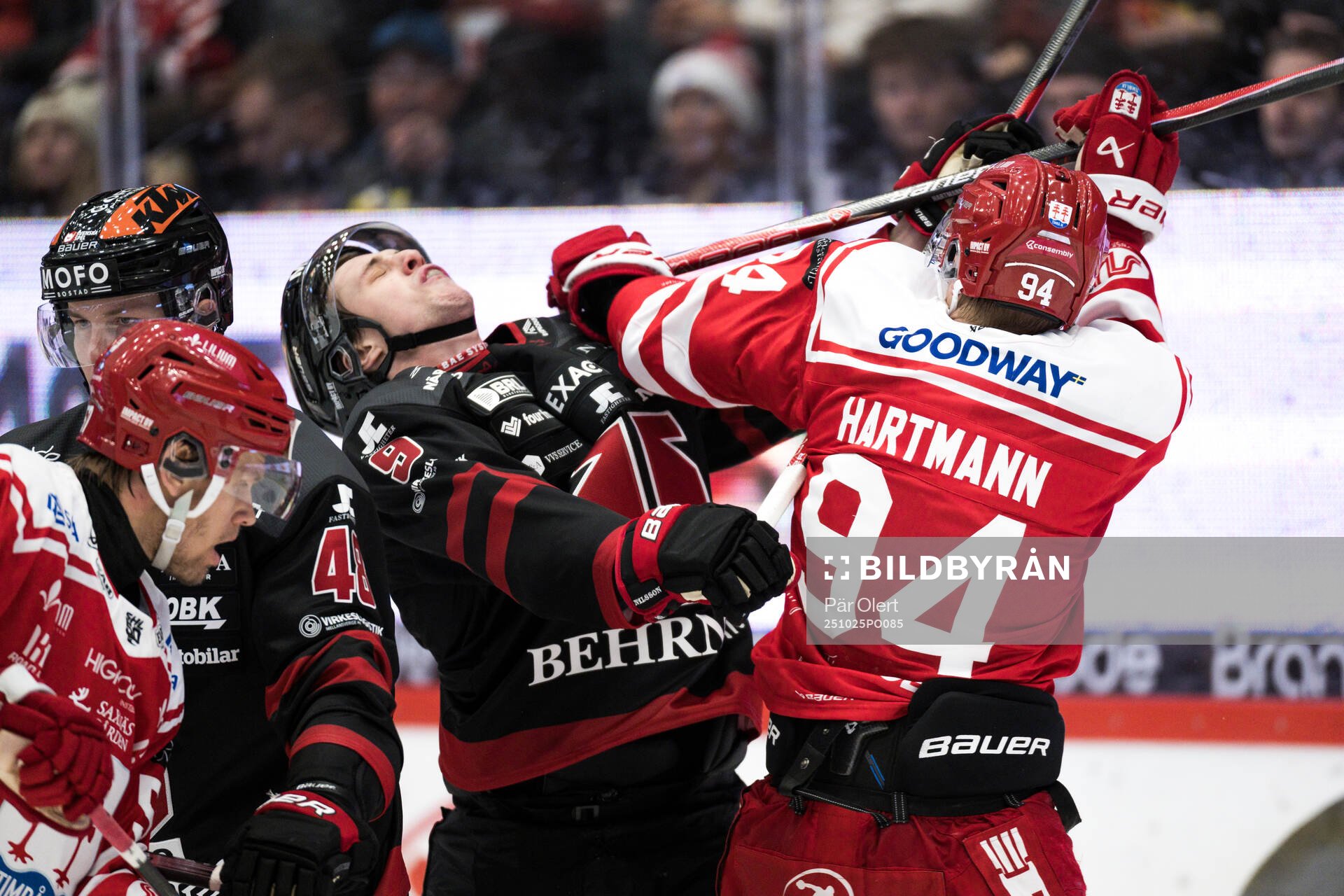Örebros Niklas Nilsson och Timrås Sebastian Hartmann