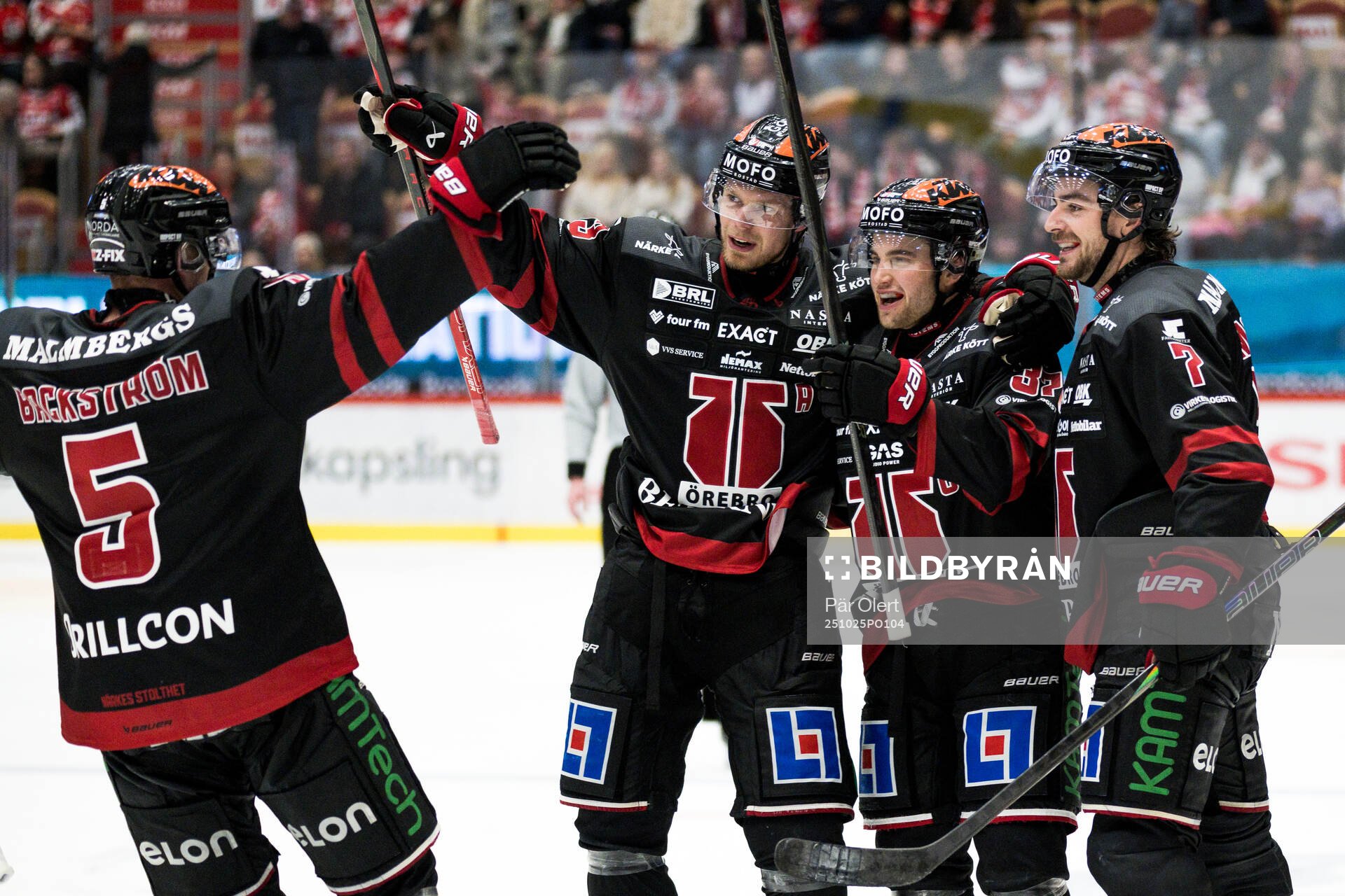 Örebros Glenn Gustafsson jublar