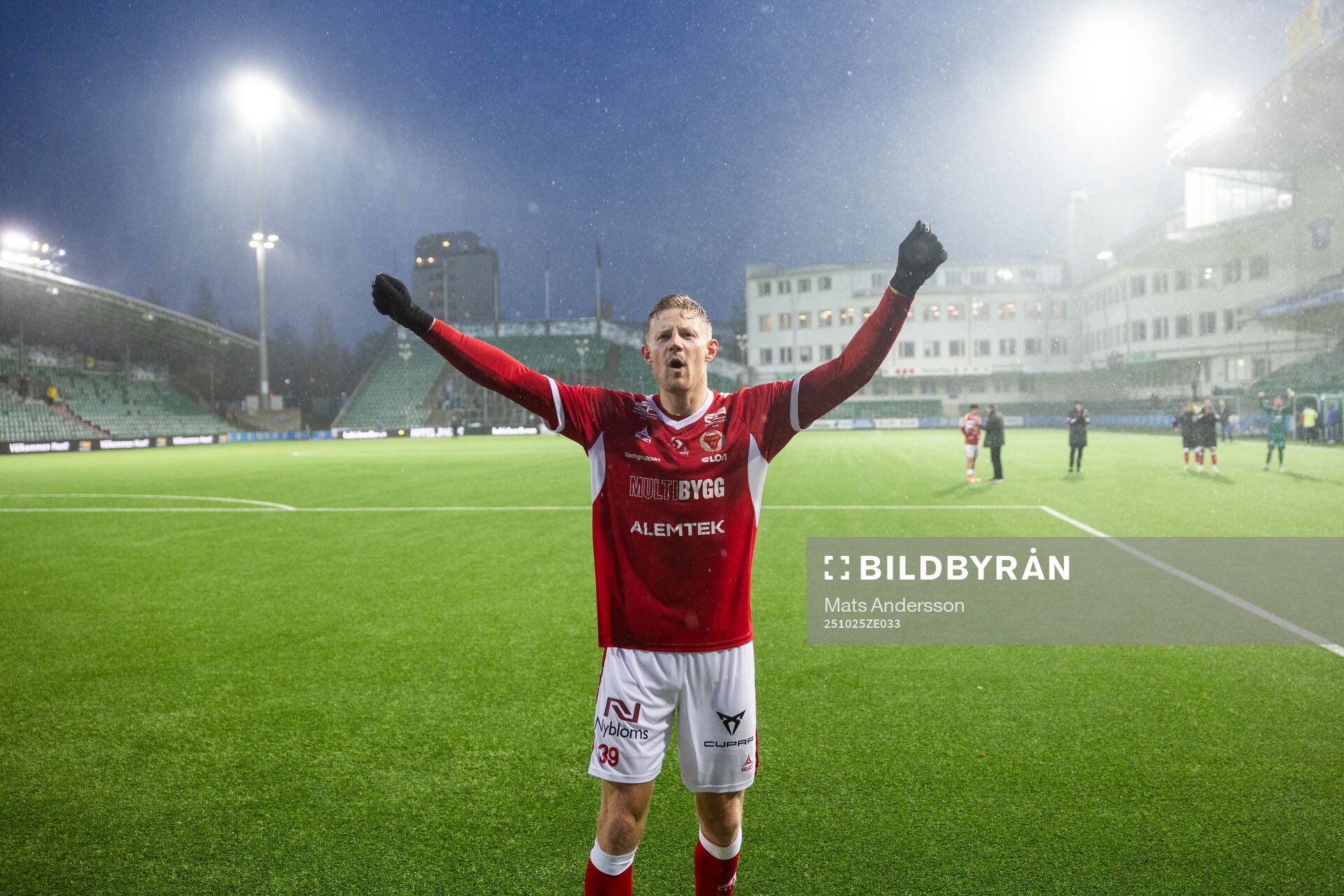 Kalmars Lars Sætra jublar
