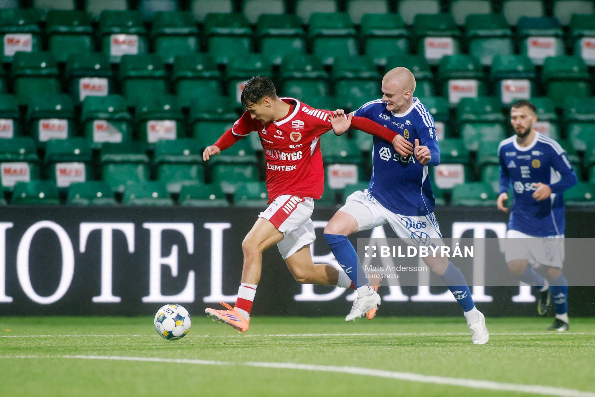 Kalmars Camil Jebara och GIF Sundsvalls Lucas Forsberg