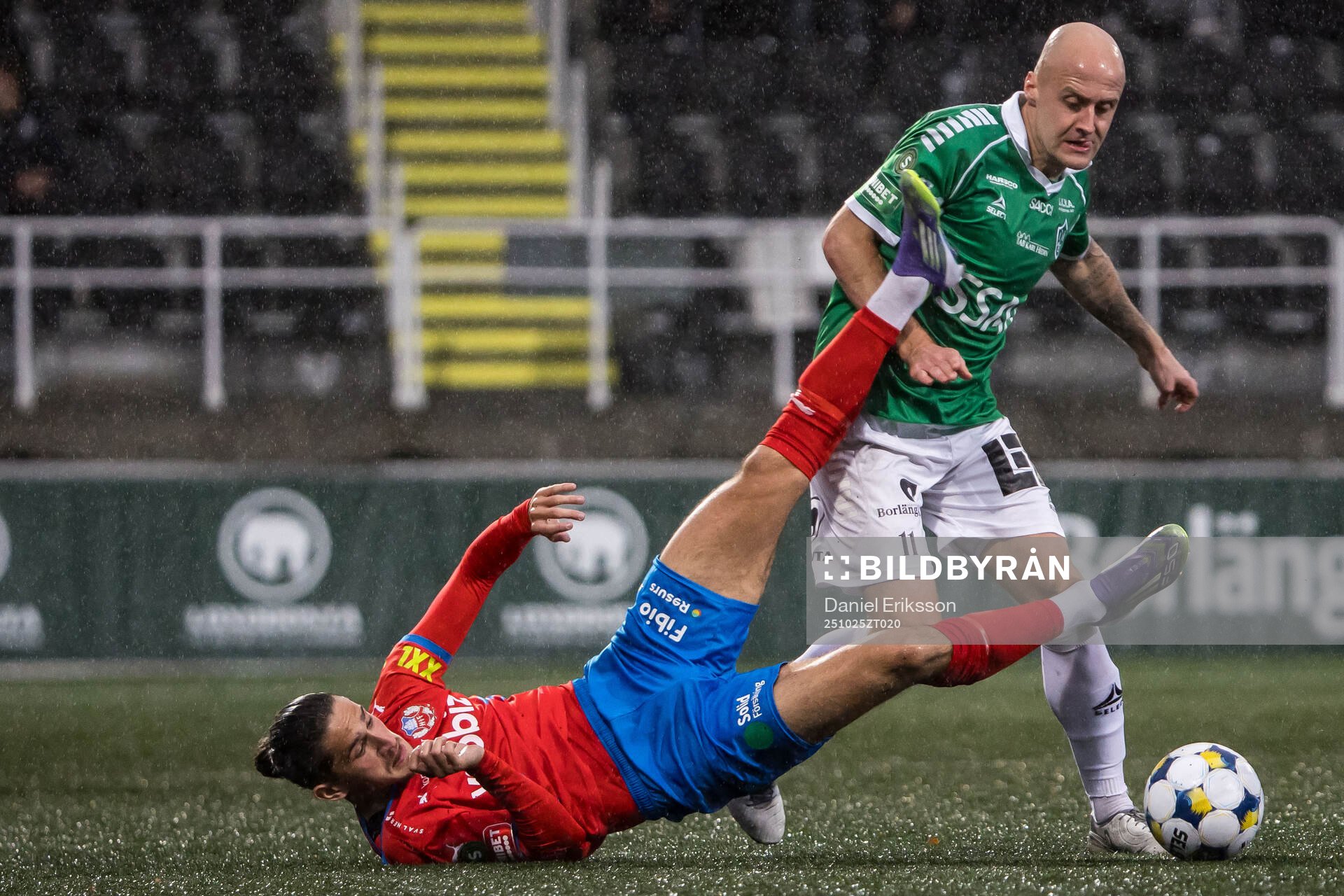 Helsingborgs Ervin Gigovic och Brages Anton Lundin