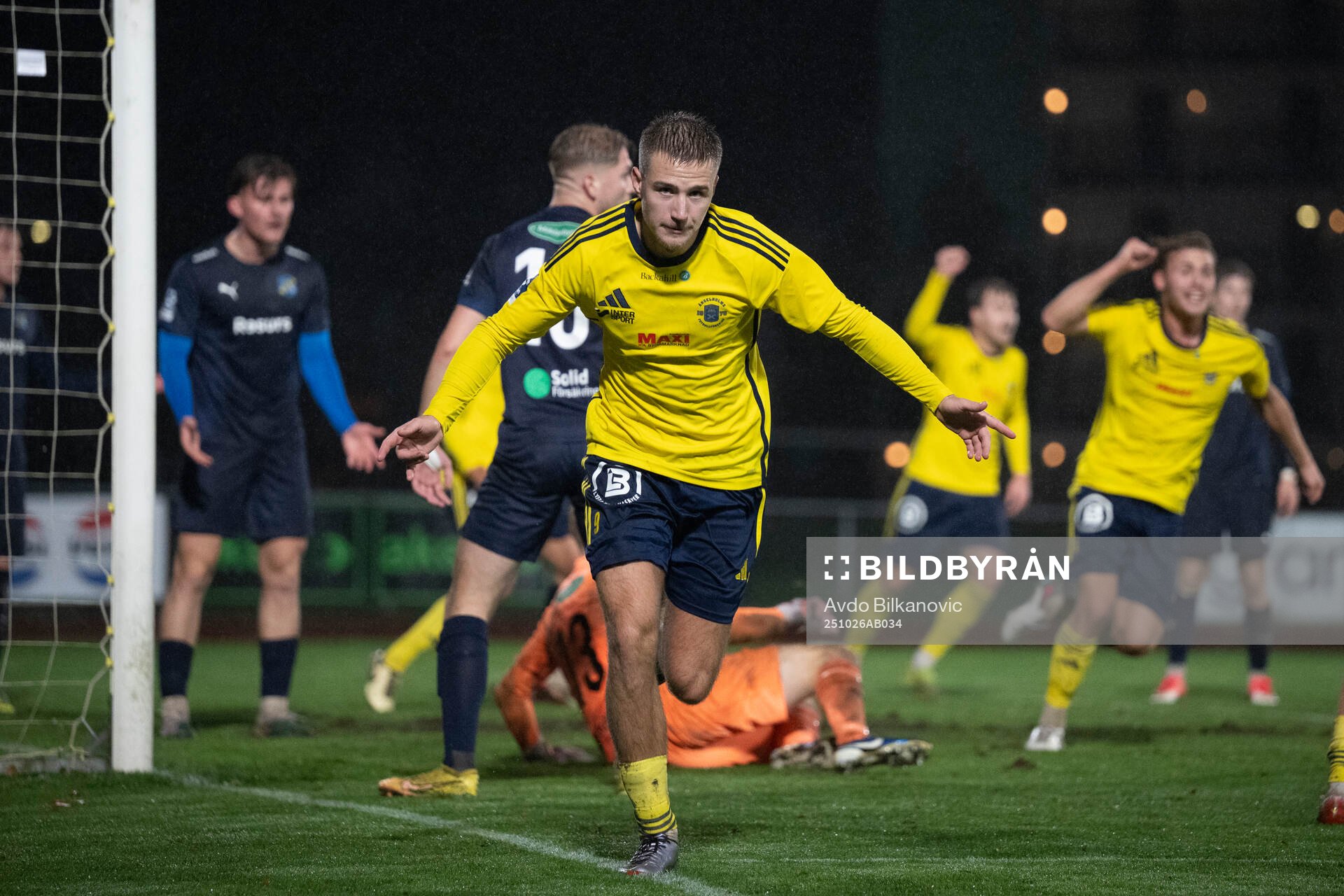 Ängelholms André Gustafson jublar