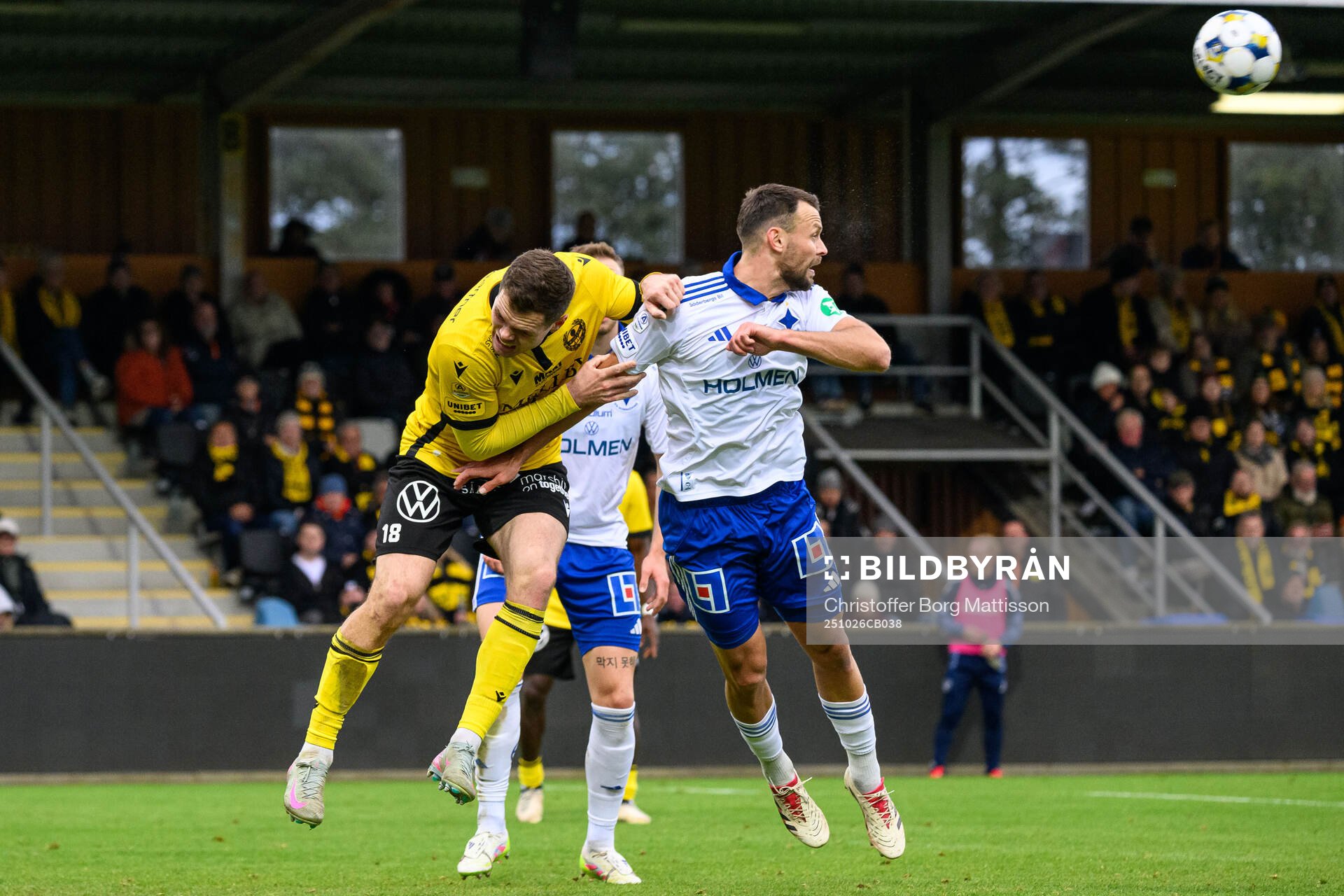 Mjällbys Jacob Bergström och IFK Norrköpings Max Watson