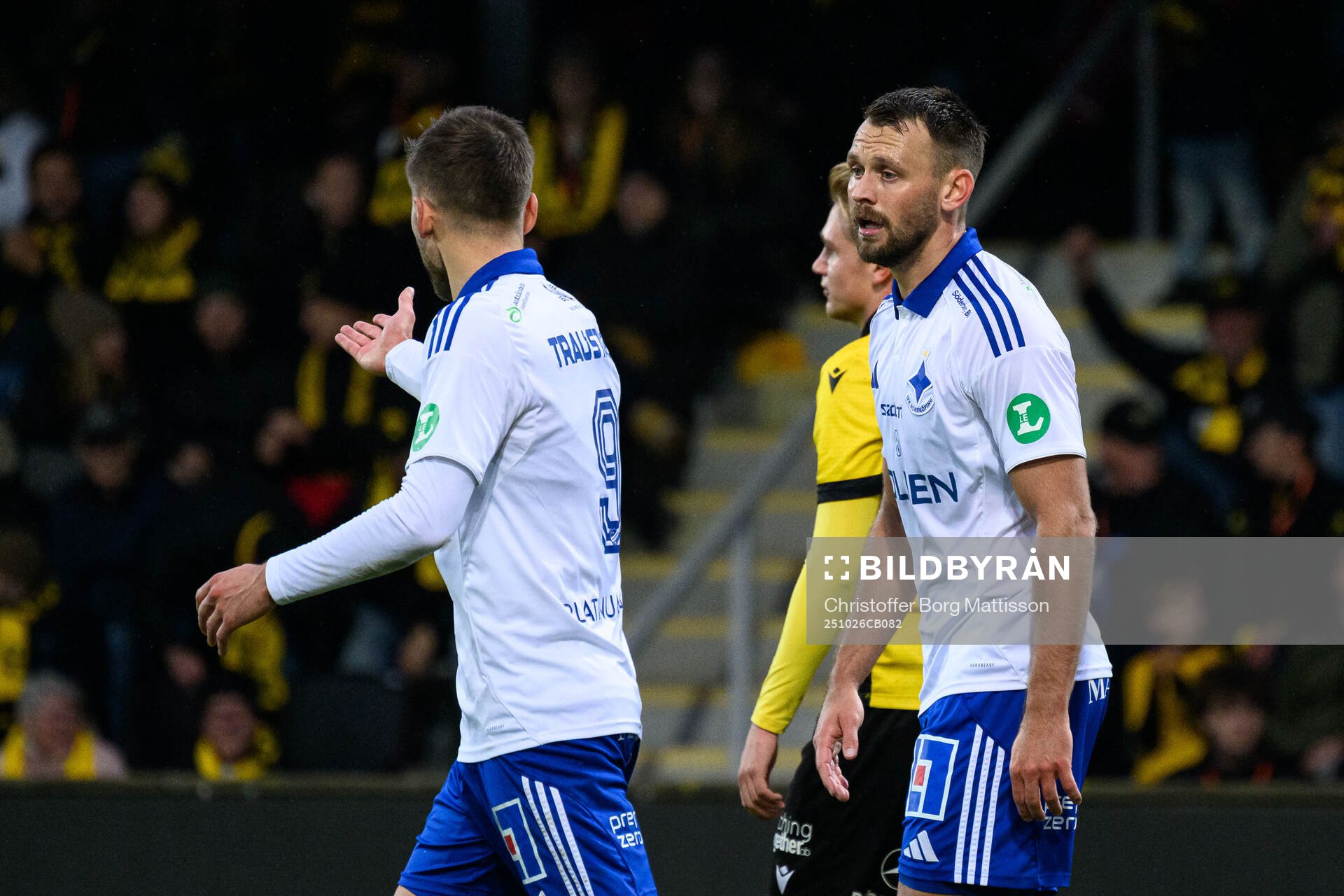 IFK Norrköpings Arnor Traustason och Max Watson deppar