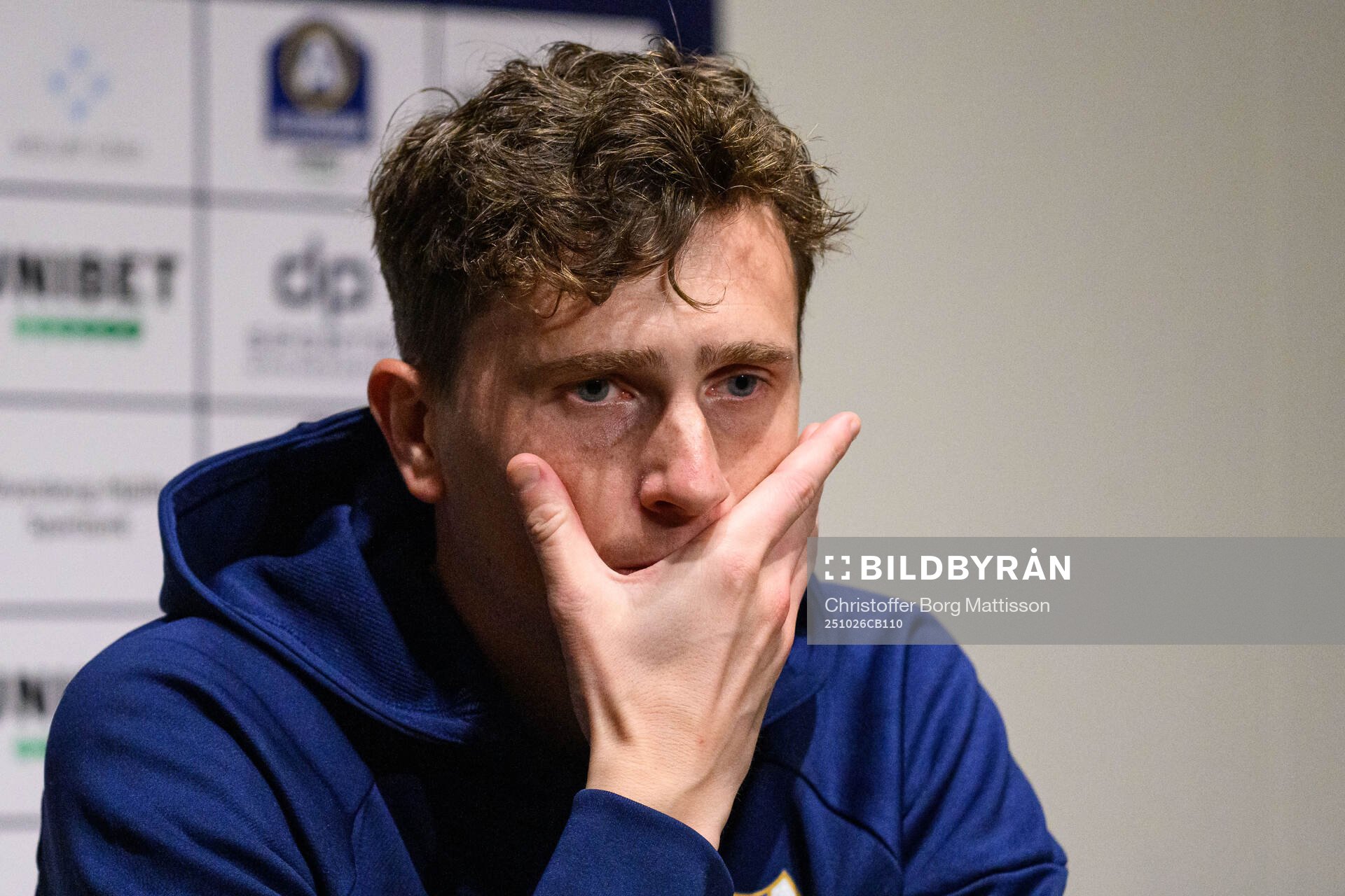 IFK Norrköpings tränare Martin Falk deppar