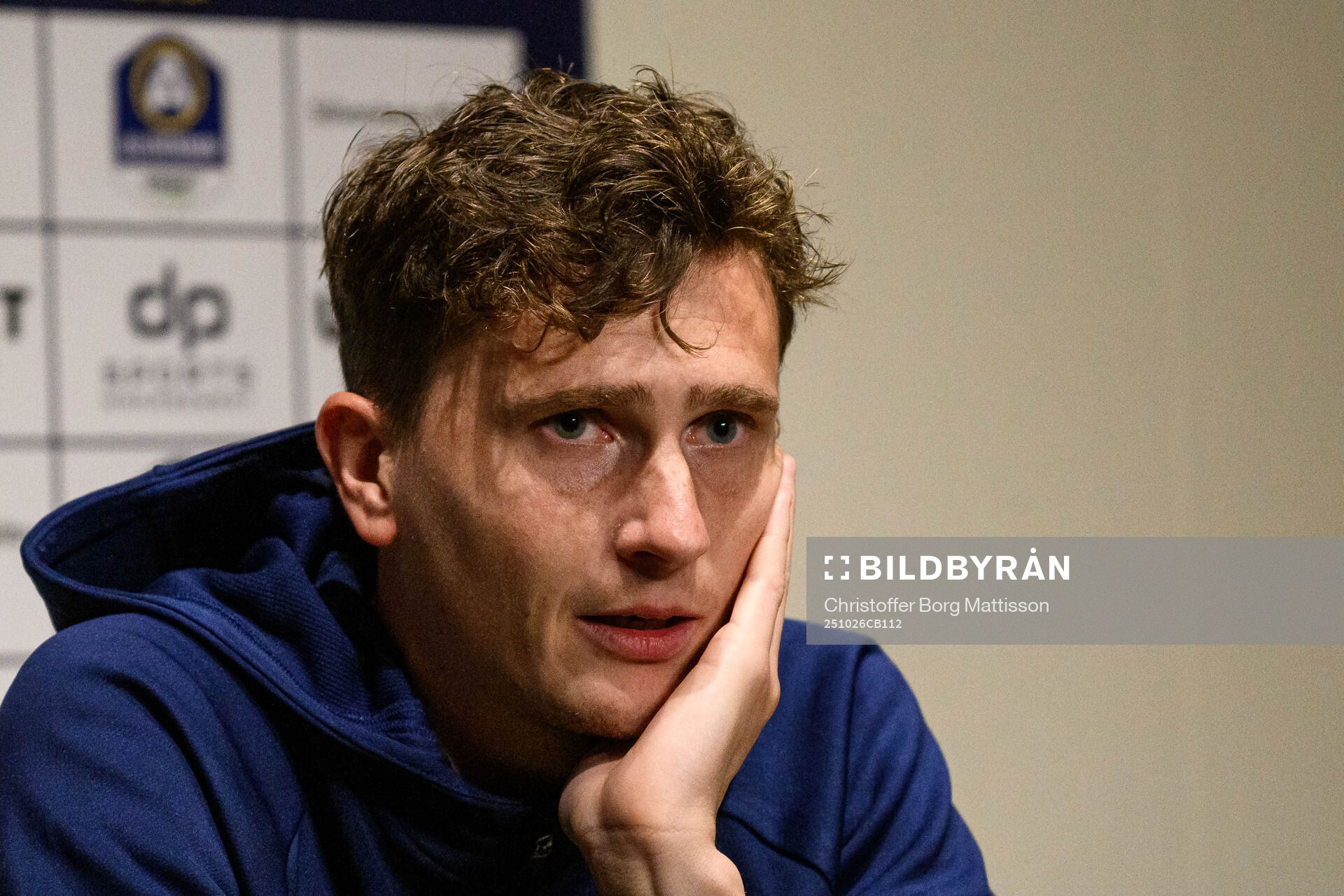 IFK Norrköpings tränare Martin Falk deppar