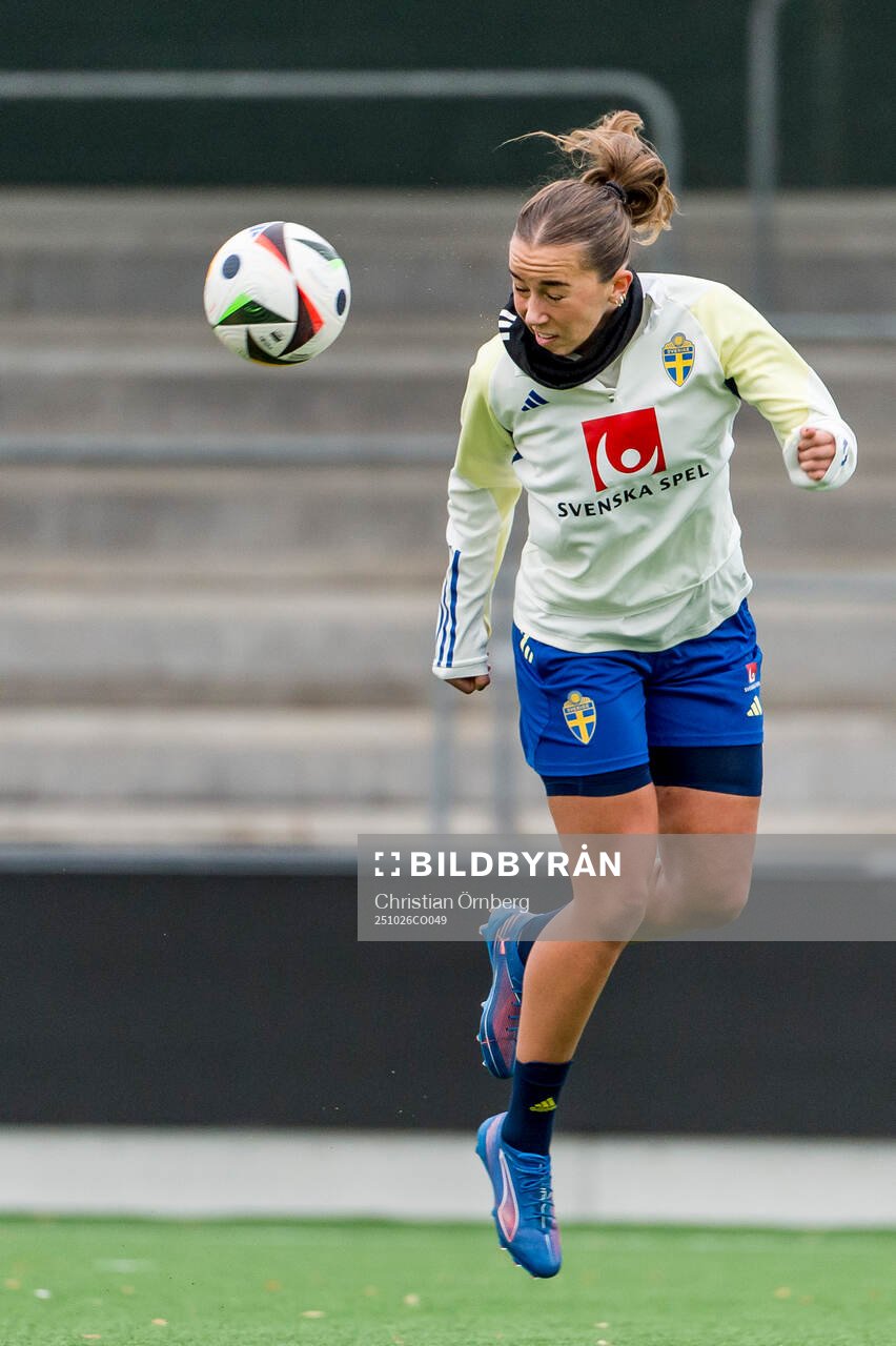 Athinna Persson Lundgren